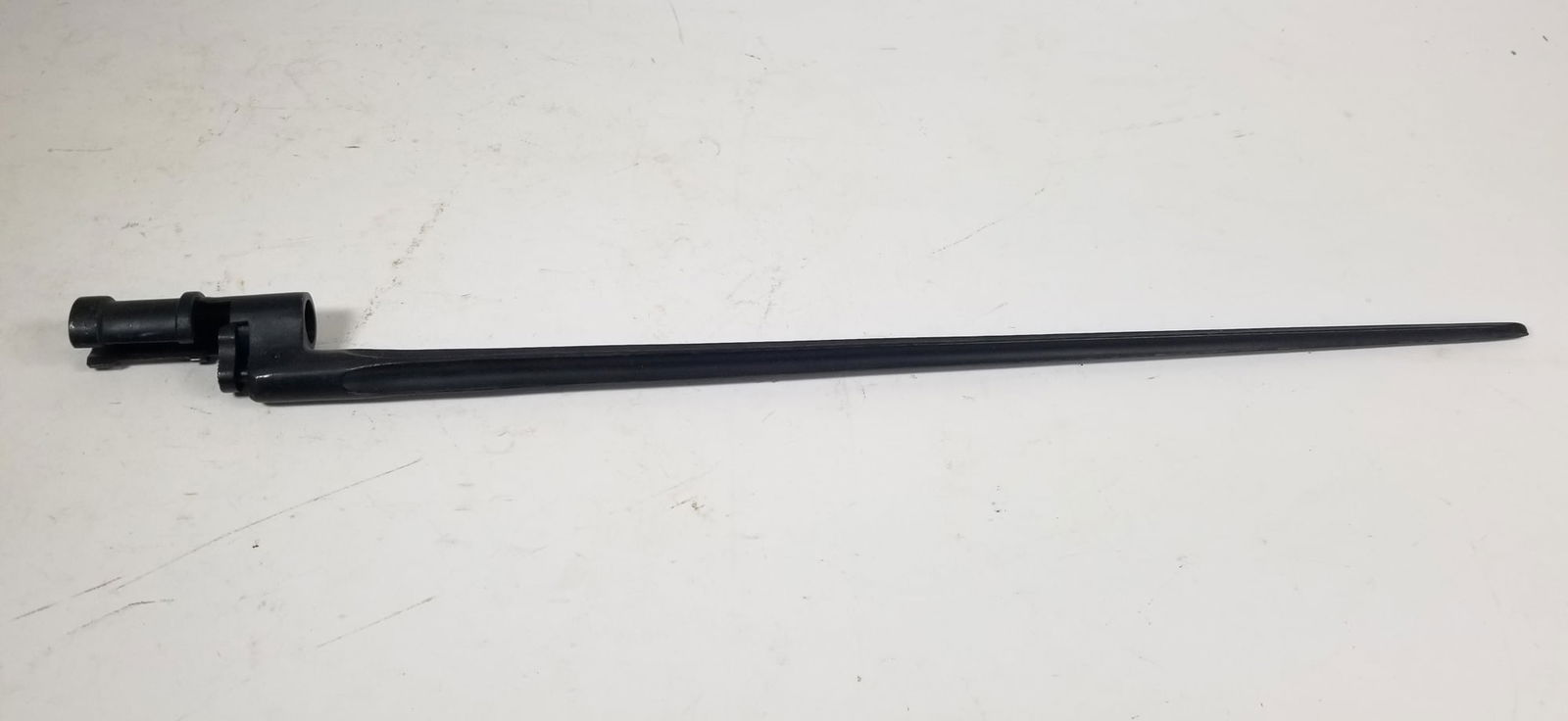 Vintage Socket Bayonet (1 of 3)