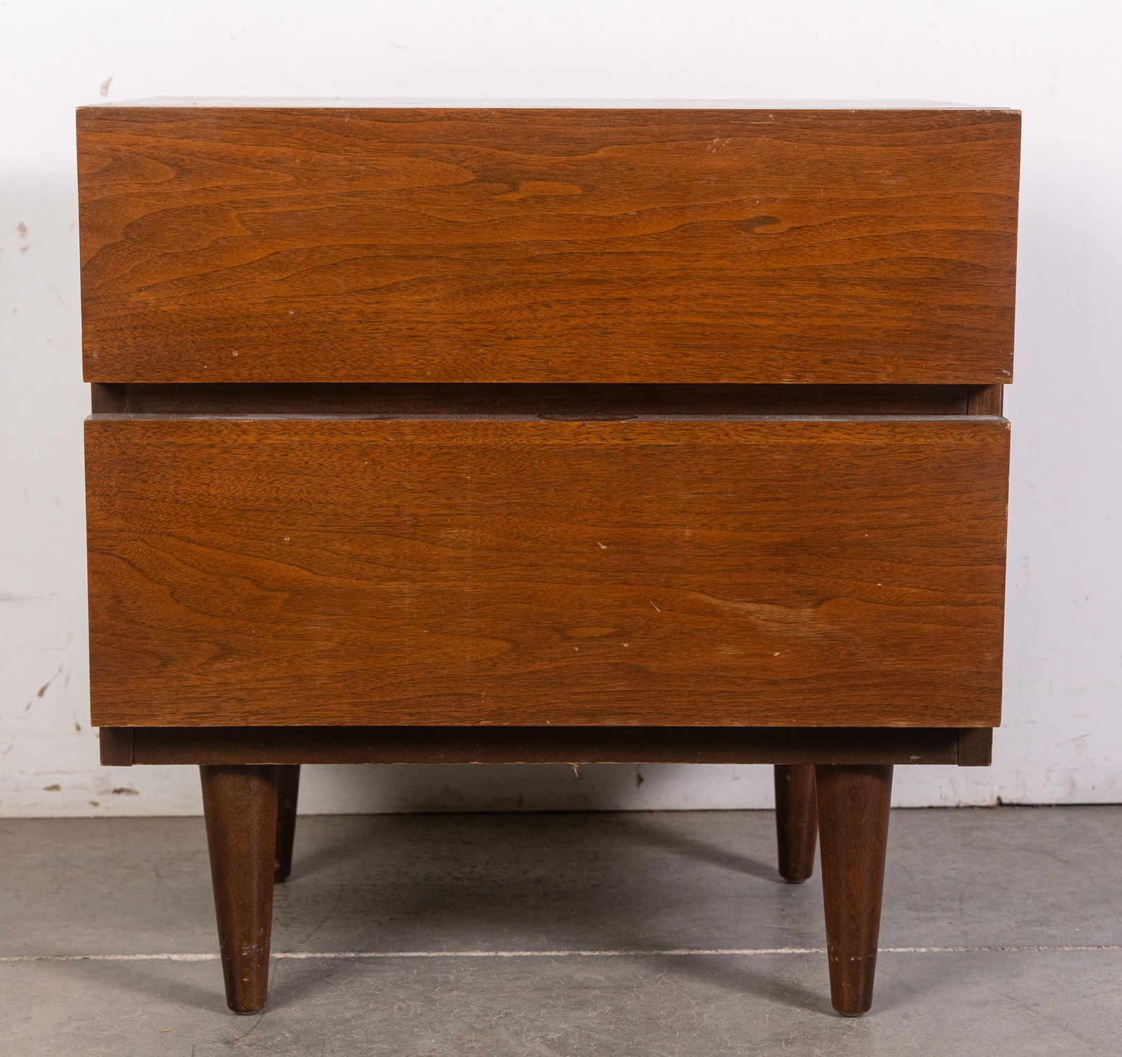 Vintage American of Martinsville Mid Century Modern Nightstand (1 of 5)
