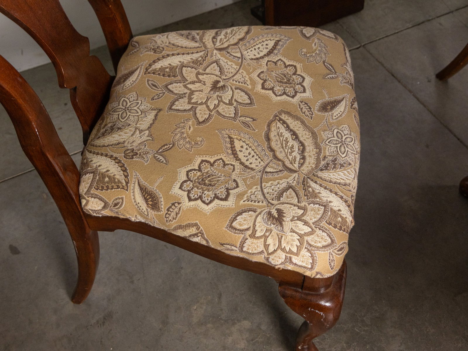 Chippendale Style Mahogany Double Pedestal Dining Set - 10