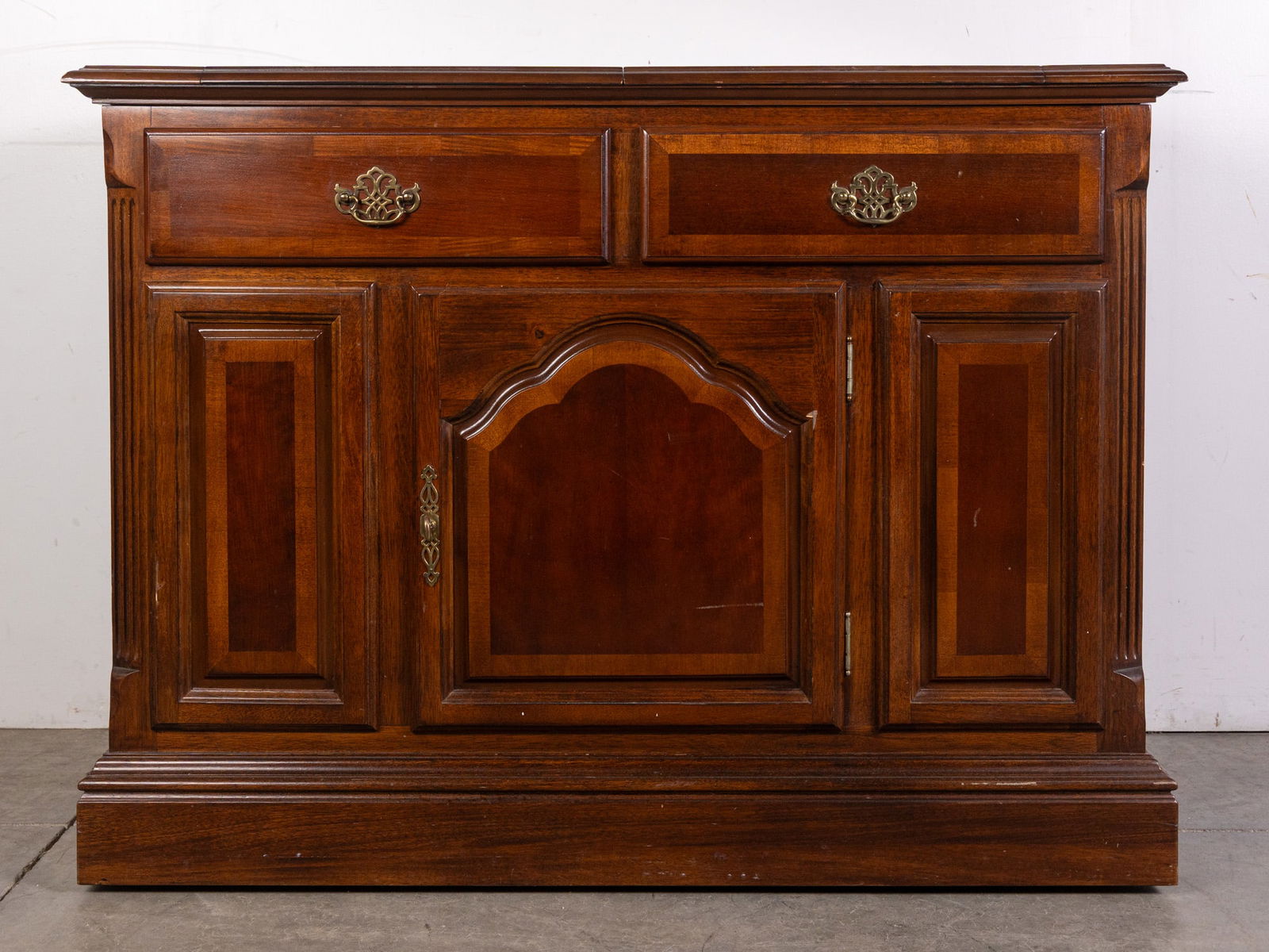 Vintage Transitional Style Flip Top Server (1 of 6)