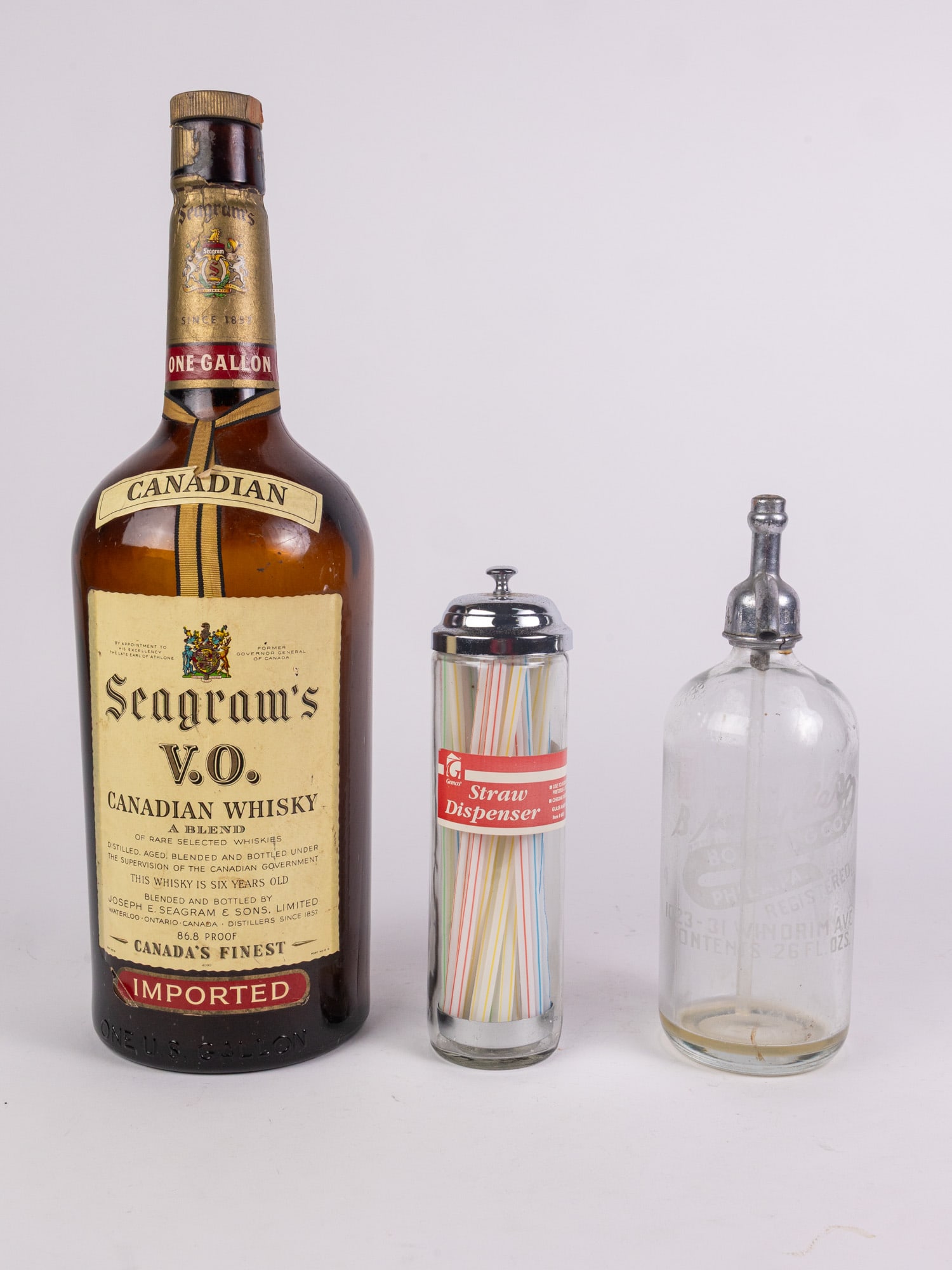 Bar Accessories Assortment Lot (1 of 5)