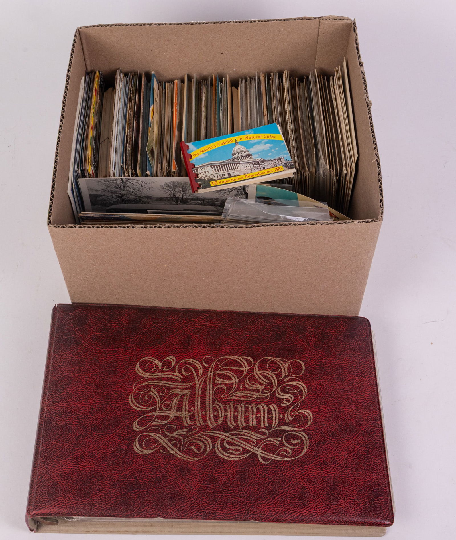 Lot of Assorted Vintage Postcards (1 of 7)