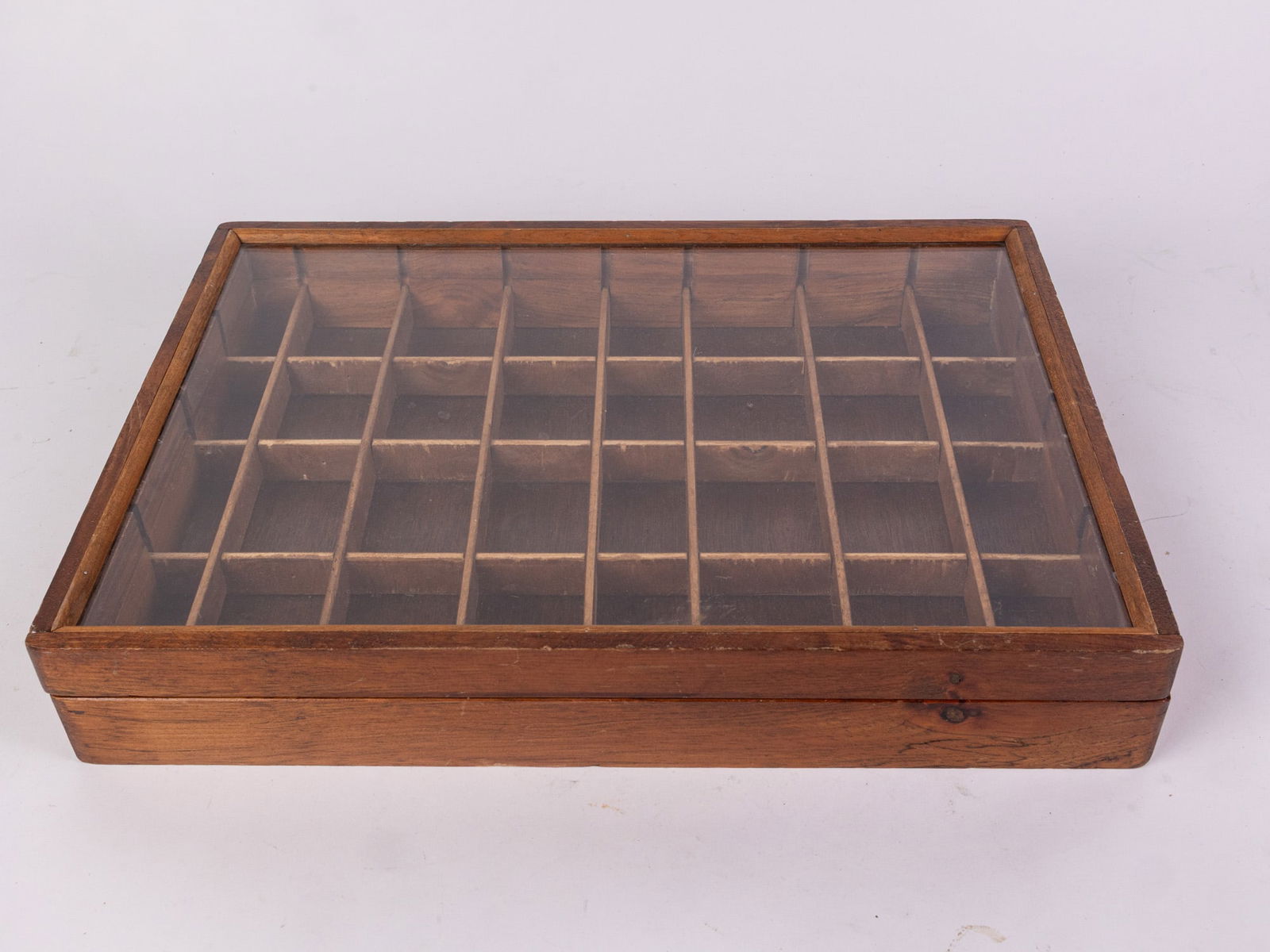 Vintage Tabletop Curio Case (1 of 3)