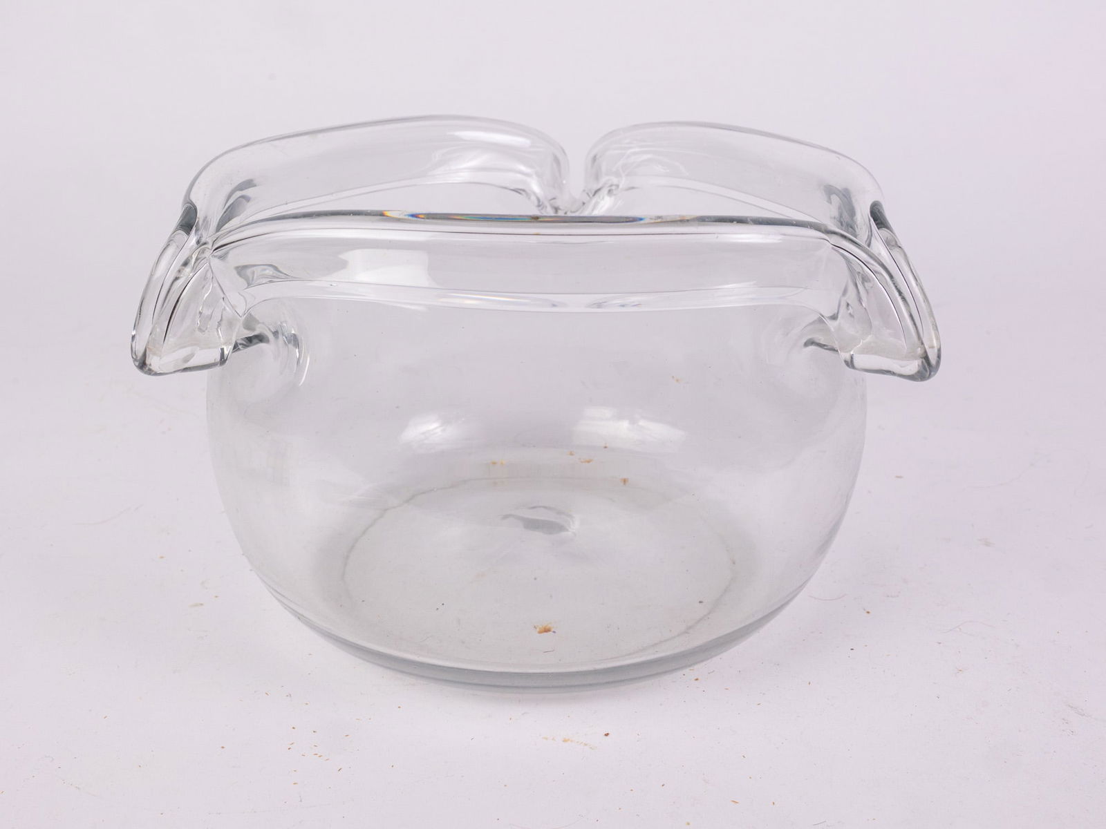 Handblown Clear Art Glass Vessel: Handblown Clear Art Glass VesselSize6" HLiteratureBrooks Auction – Online Auction Terms & Conditions Contact: (856) 694-2960 | info@brooks.auction READ BEFORE YOU BID: We want you to feel