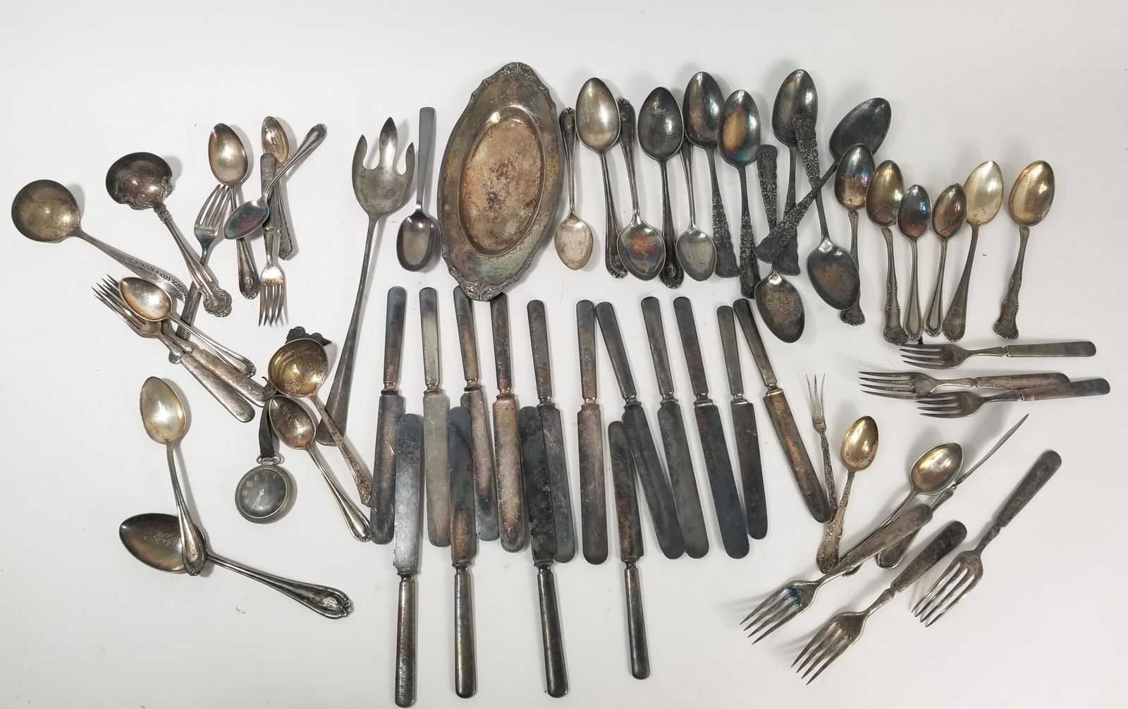 Assorted silver and Flatware Various makers: Assorted silver and Flatware Various makers and puritiesLiteratureBrooks Auction – Online Auction Terms & Conditions Contact: (856) 694-2960 | info@brooks.auction READ BEFORE YOU BID: We want