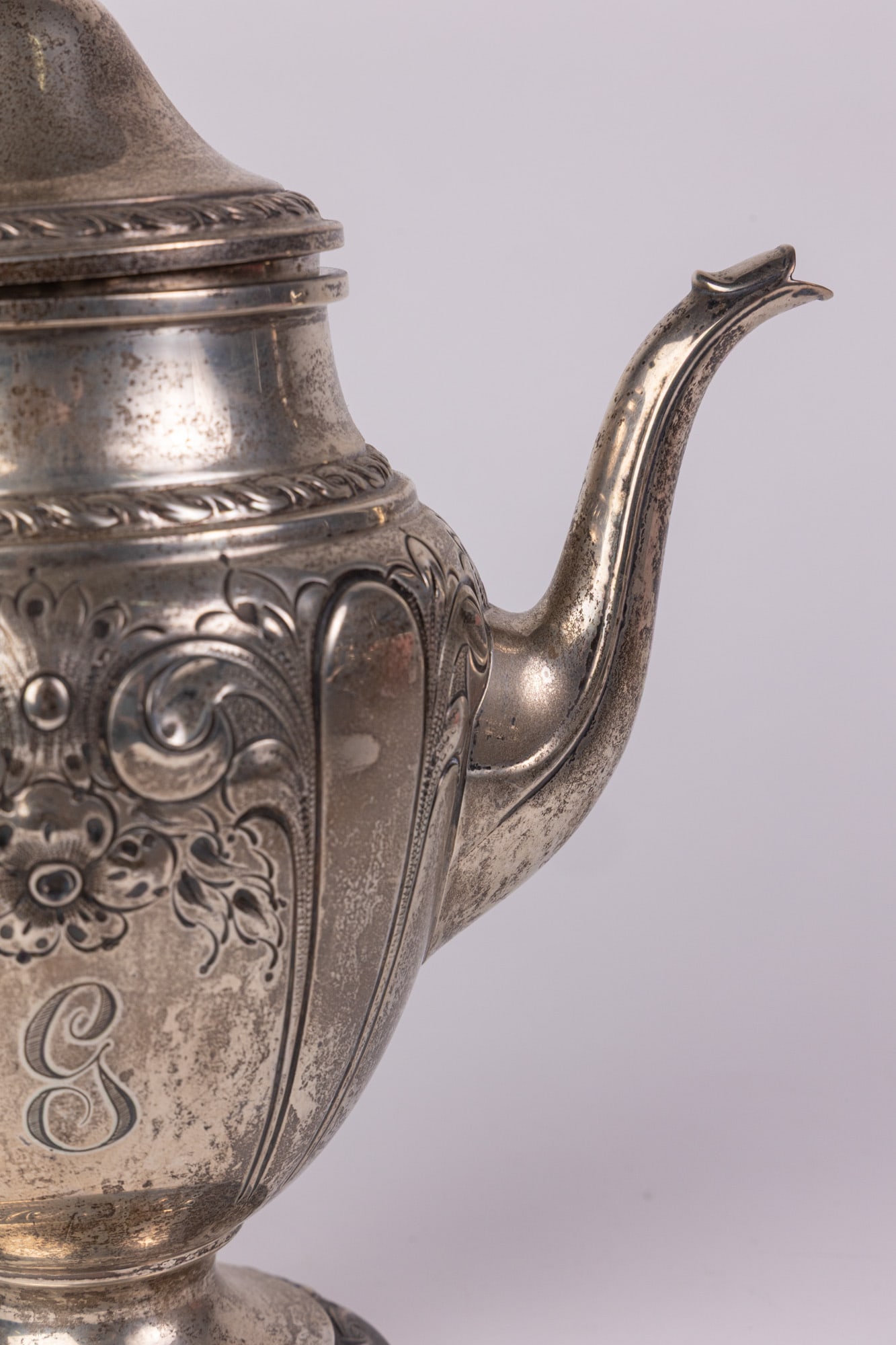 Amston | (5) Repoussé Sterling Holloware Tea & Coffee Service - 16