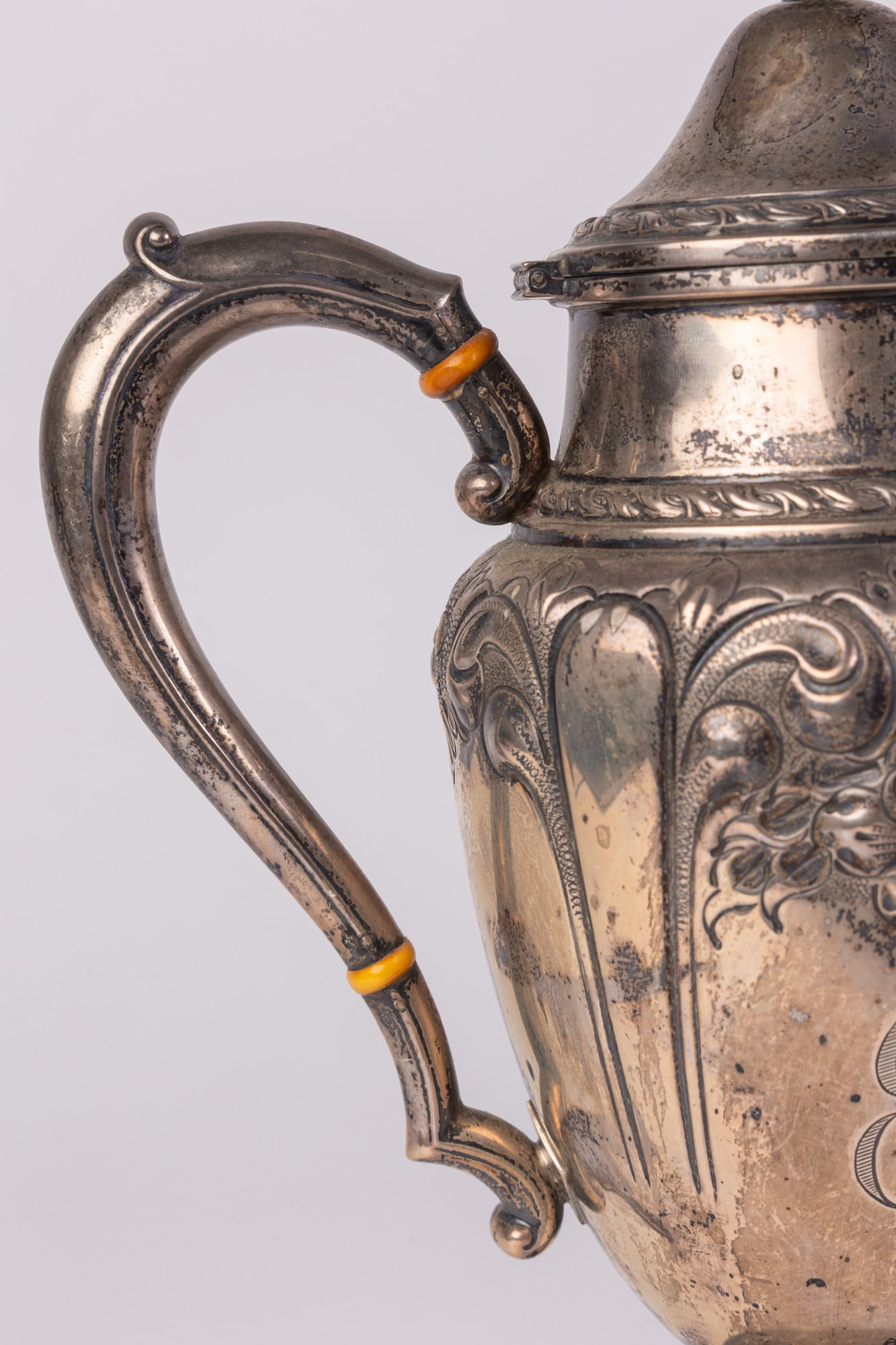 Amston | (5) Repoussé Sterling Holloware Tea & Coffee Service - 6