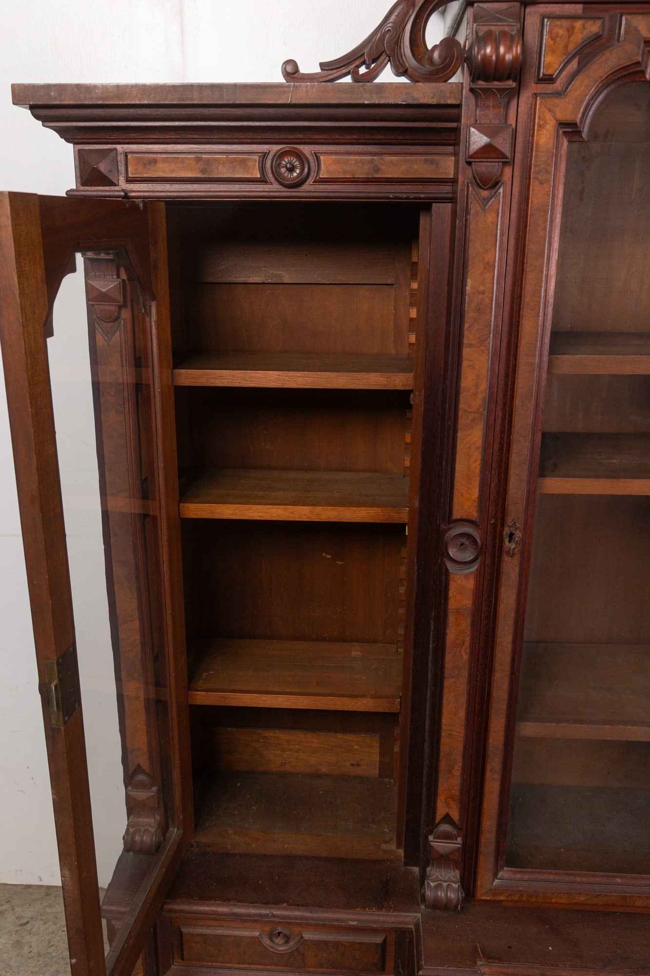 19th c. Renaissance Revival Bookcase - 8