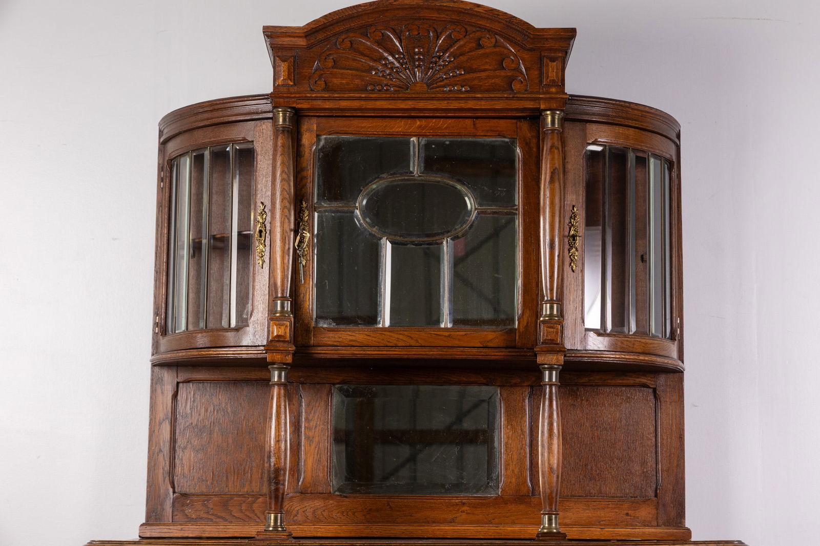 Victorian Two-Tiered Oak Sideboard - 2