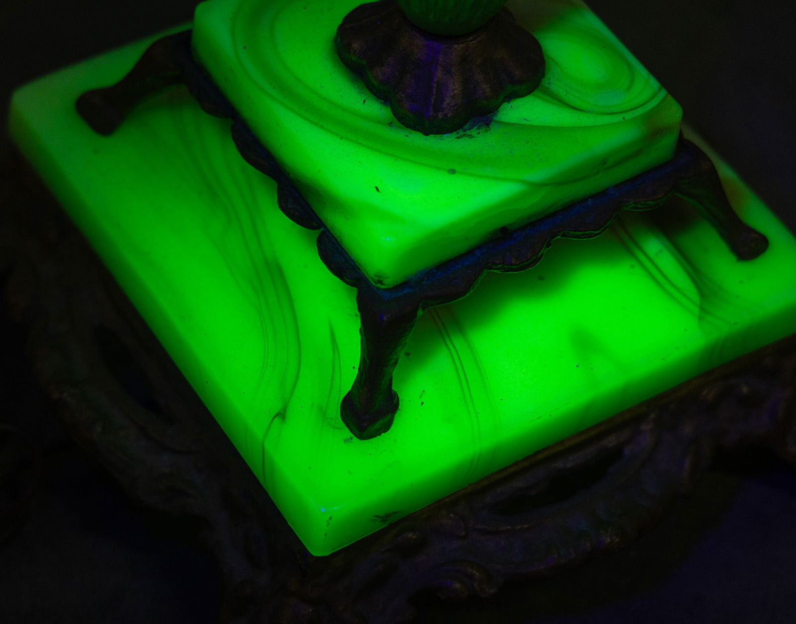 Art Deco Uranium Slag Glass Floor Lamp - 7