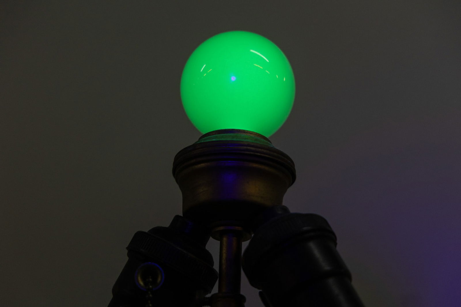 Art Deco Uranium Slag Glass Floor Lamp - 8