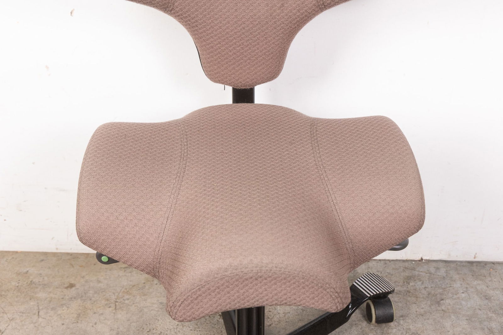 HAG | Capisco Saddle Seat Adjustable Work Chair - 4