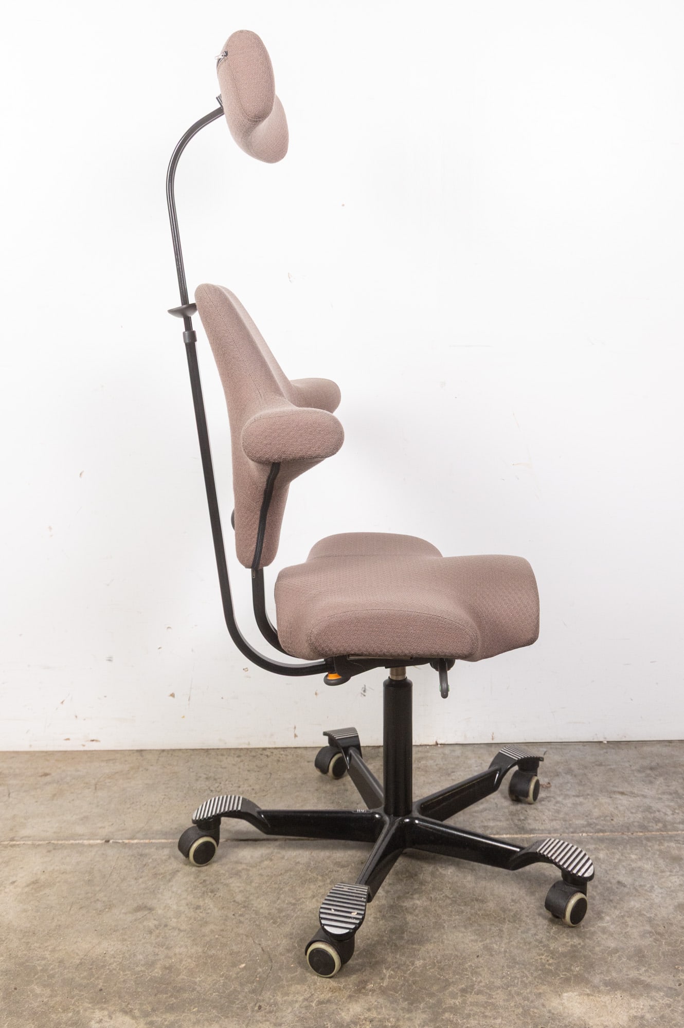 HAG | Capisco Saddle Seat Adjustable Work Chair - 5