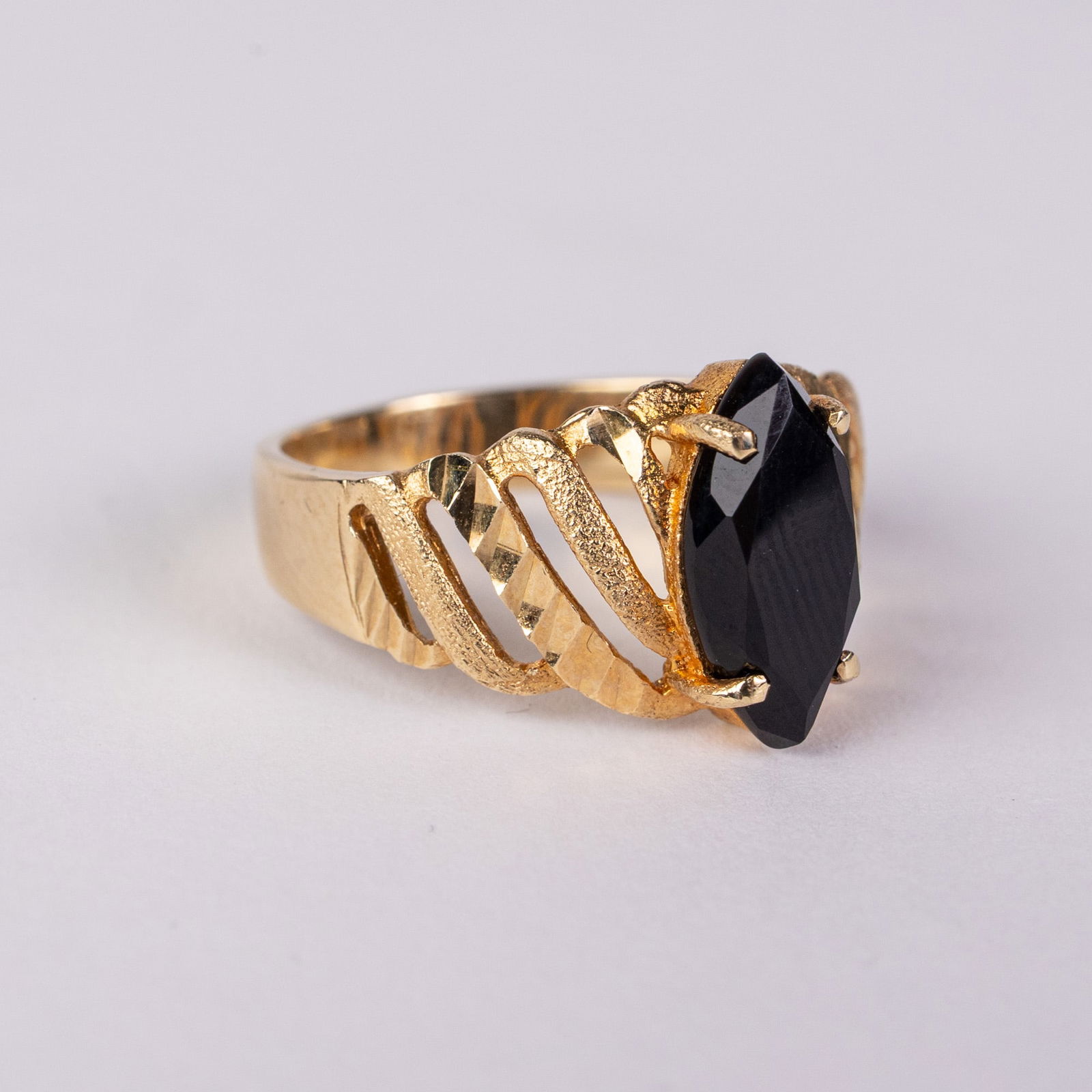 14KY Gold Onyx Ring: Marked "7 Beverly Hills Gold 14k ®", size 7, total weight 3.19 grams. Literature Brooks Auction – Online Auction Terms & Conditions Contact: (856) 694-2960 | info@brooks.auction READ BEFORE