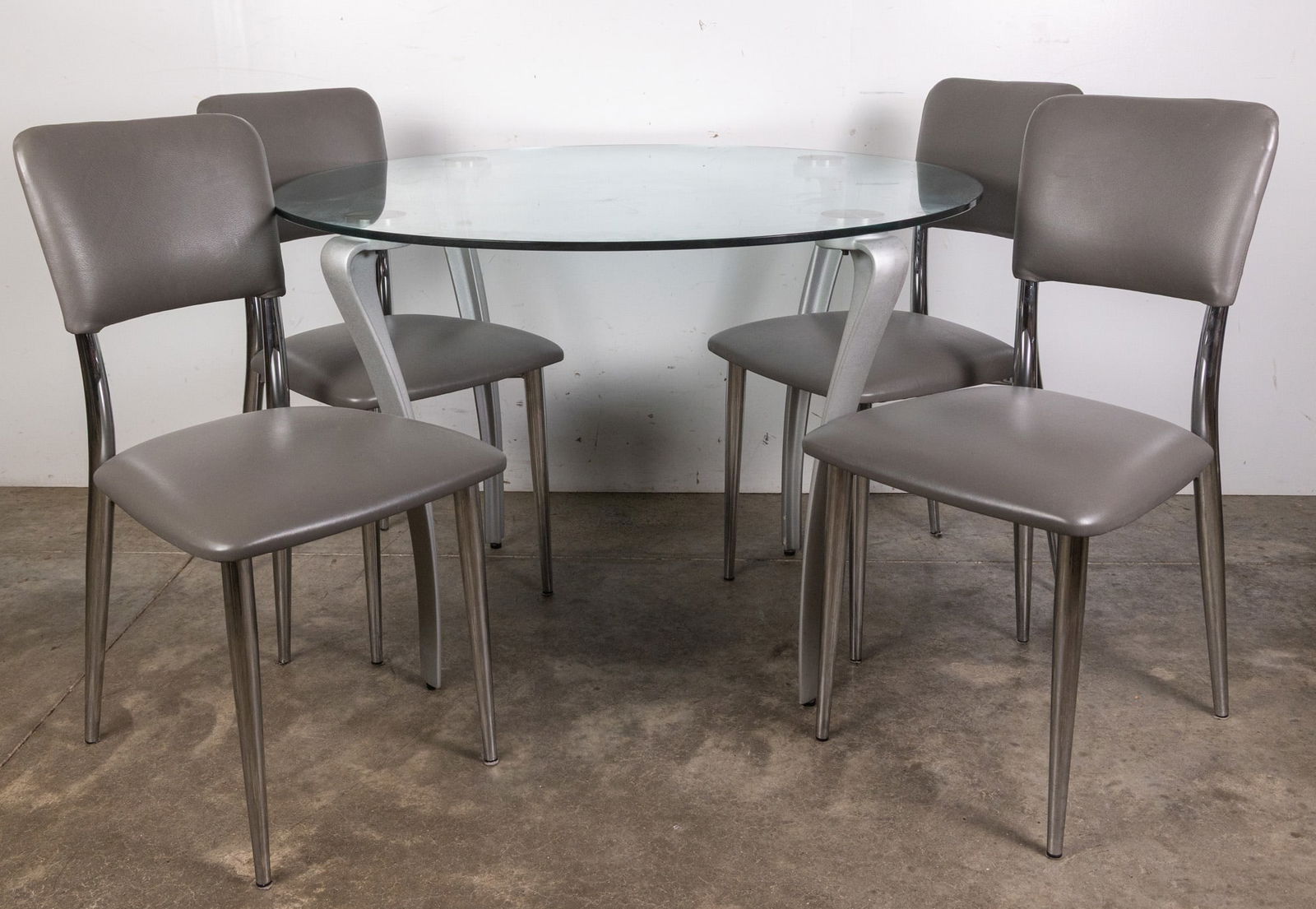 Post Modern Glass "Curva" Dining Table & Grey Leather "Demi" Chairs (1 of 9)