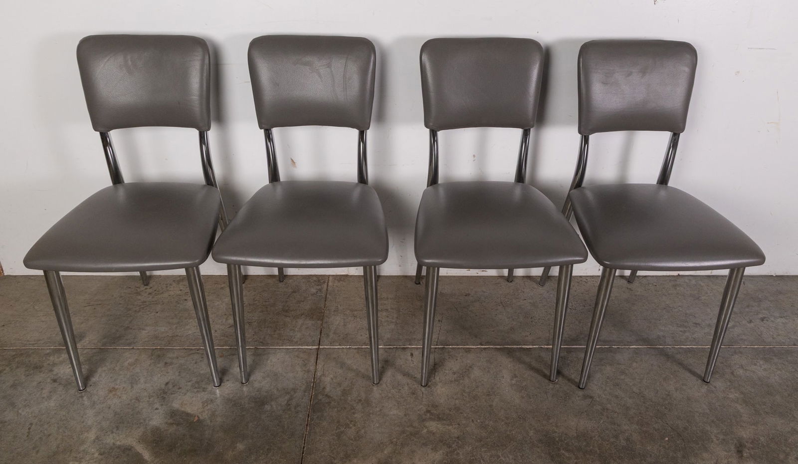 Post Modern Glass "Curva" Dining Table & Grey Leather "Demi" Chairs - 7