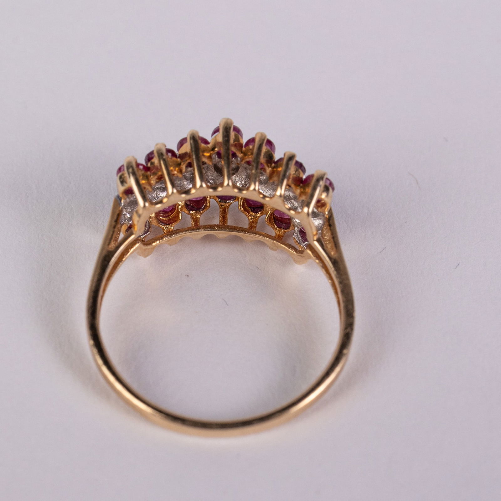 10KY Gold Ruby & Diamond Ring - 6