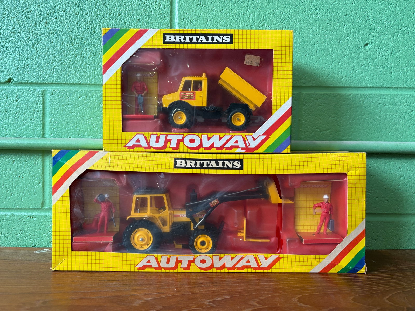 Pair of Britains Autoway Models in Original Boxes: Pair of Britains Autoway Models in Original Boxes Literature Brooks Auction – Online Auction Terms & Conditions Contact: (856) 694-2960 | info@brooks.auction READ BEFORE YOU BID: We want you to