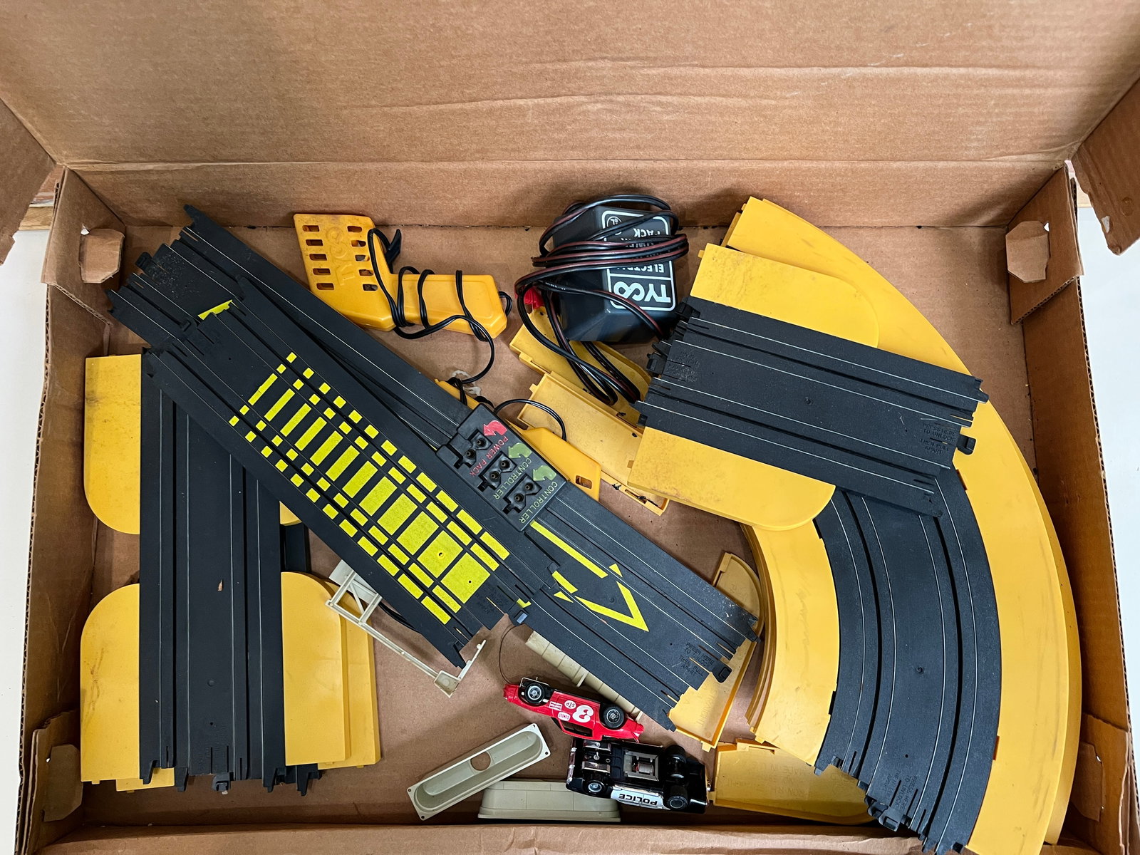 Vintage Tyco U-Turn Chase Slot Car Track in Original Box - 3