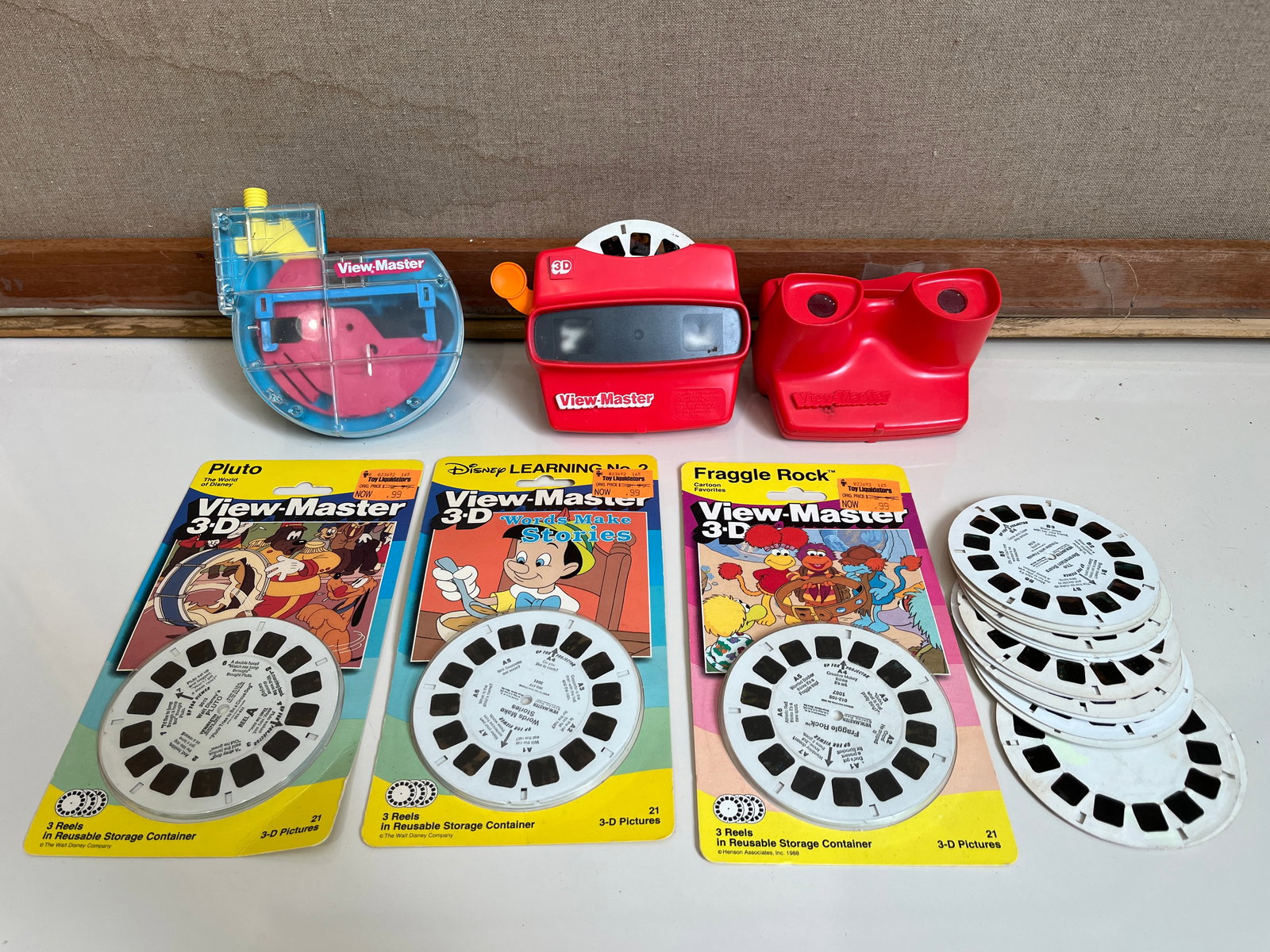 Assortment of View-Masters and Reels: Assortment of View-Masters and ReelsLiteratureBrooks Auction – Online Auction Terms & Conditions Contact: (856) 694-2960 | info@brooks.auction READ BEFORE YOU BID: We want you to feel confident