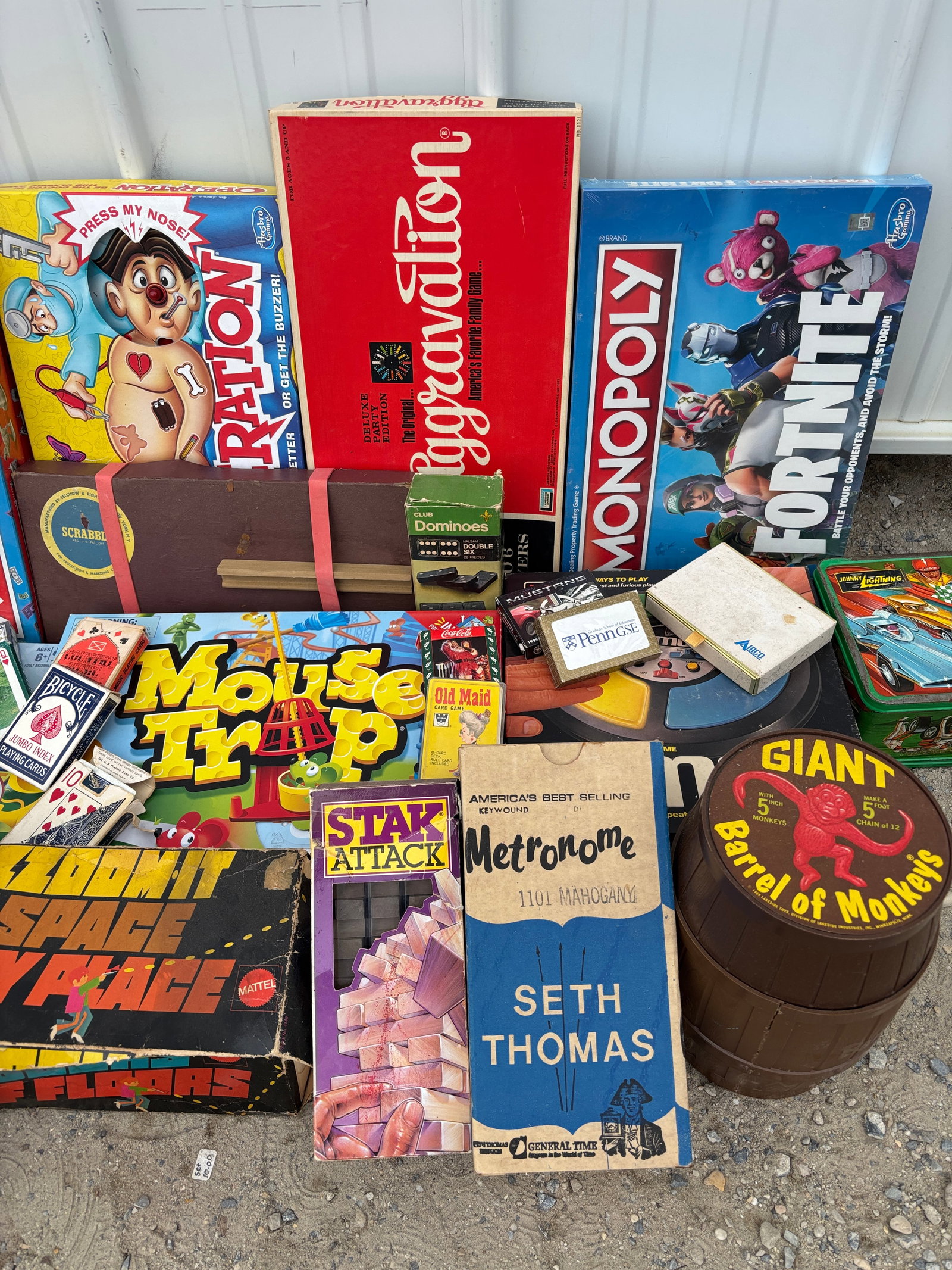 Large Assortment of Vintage and Modern Board Games - 3