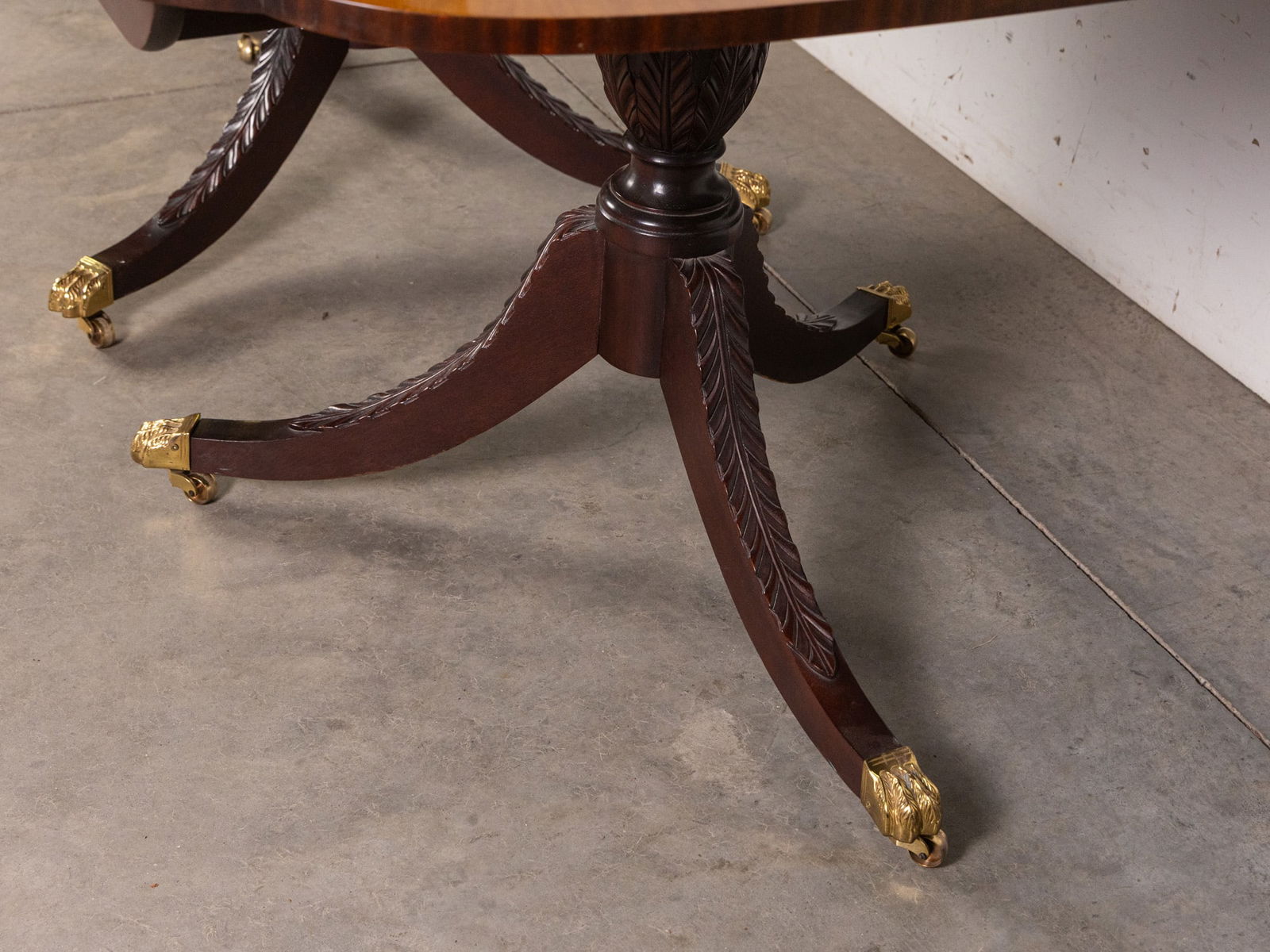 Stickley George III Style Mahogany Dining Table - 4