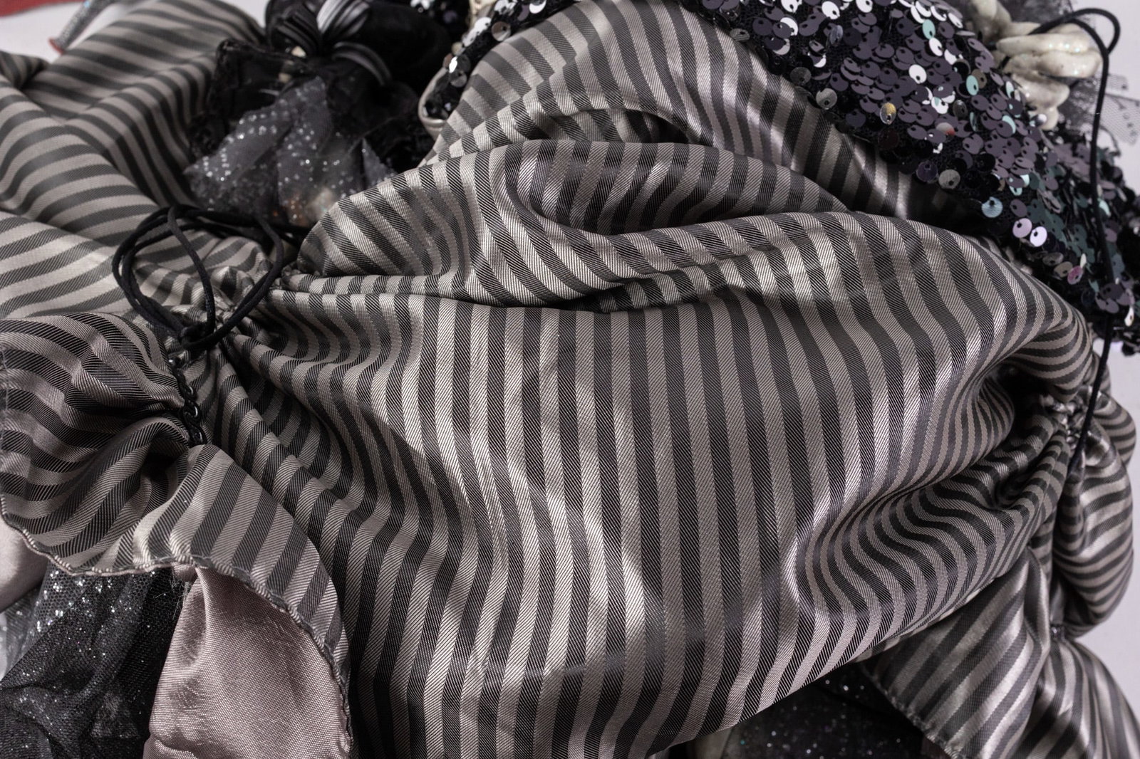 Wayne Kleski Katherine's Collection Miss Dearly Departed Doll - 8