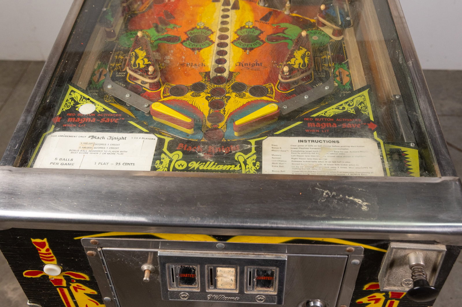1980 Williams "Black Knight" Pinball Machine - 7