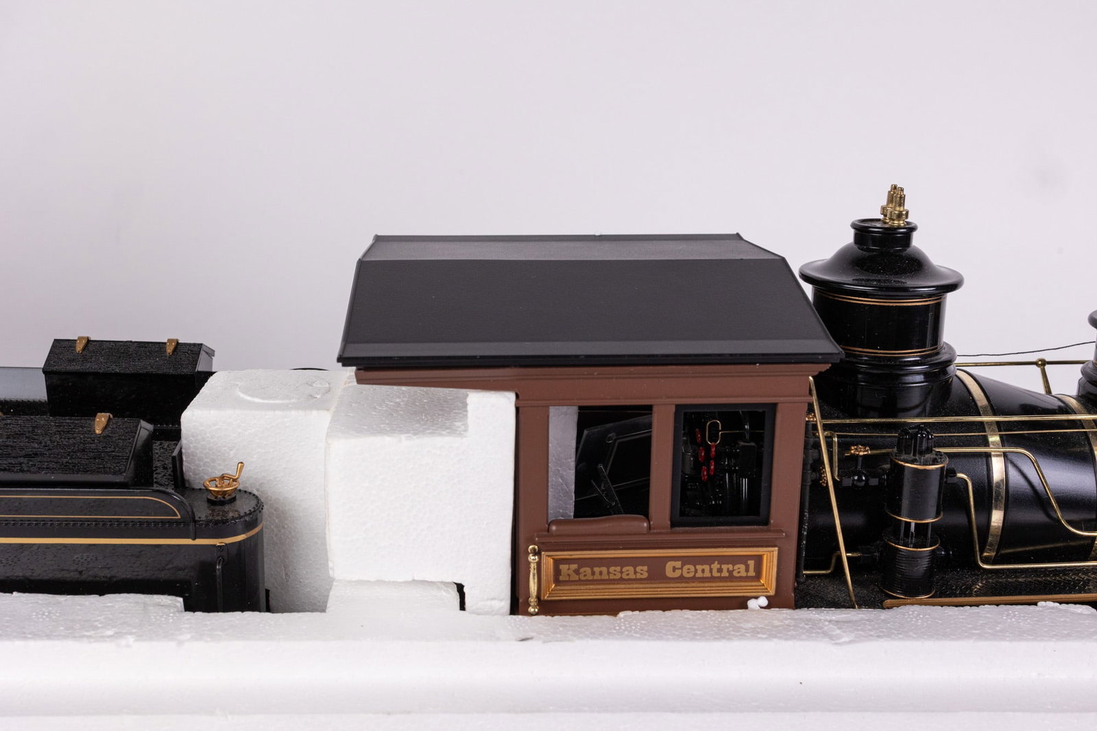 Bachmann Narrow Gauge 2-6-0 Mogul Kansas Central Locomotive IOB - 9