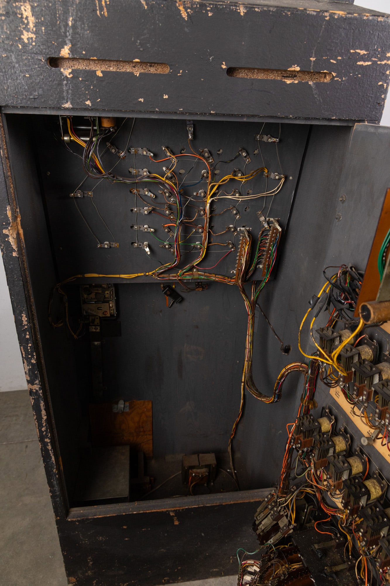 1950's Circus Sideshow Bingo Machine Arcade Game - 9