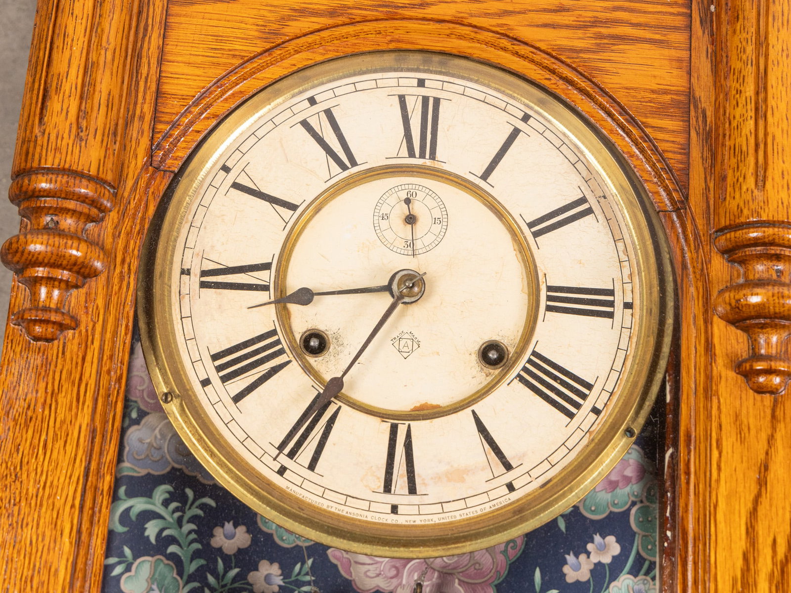 Ansonia "Capitol" Oak Wall Mounted Clock - 4