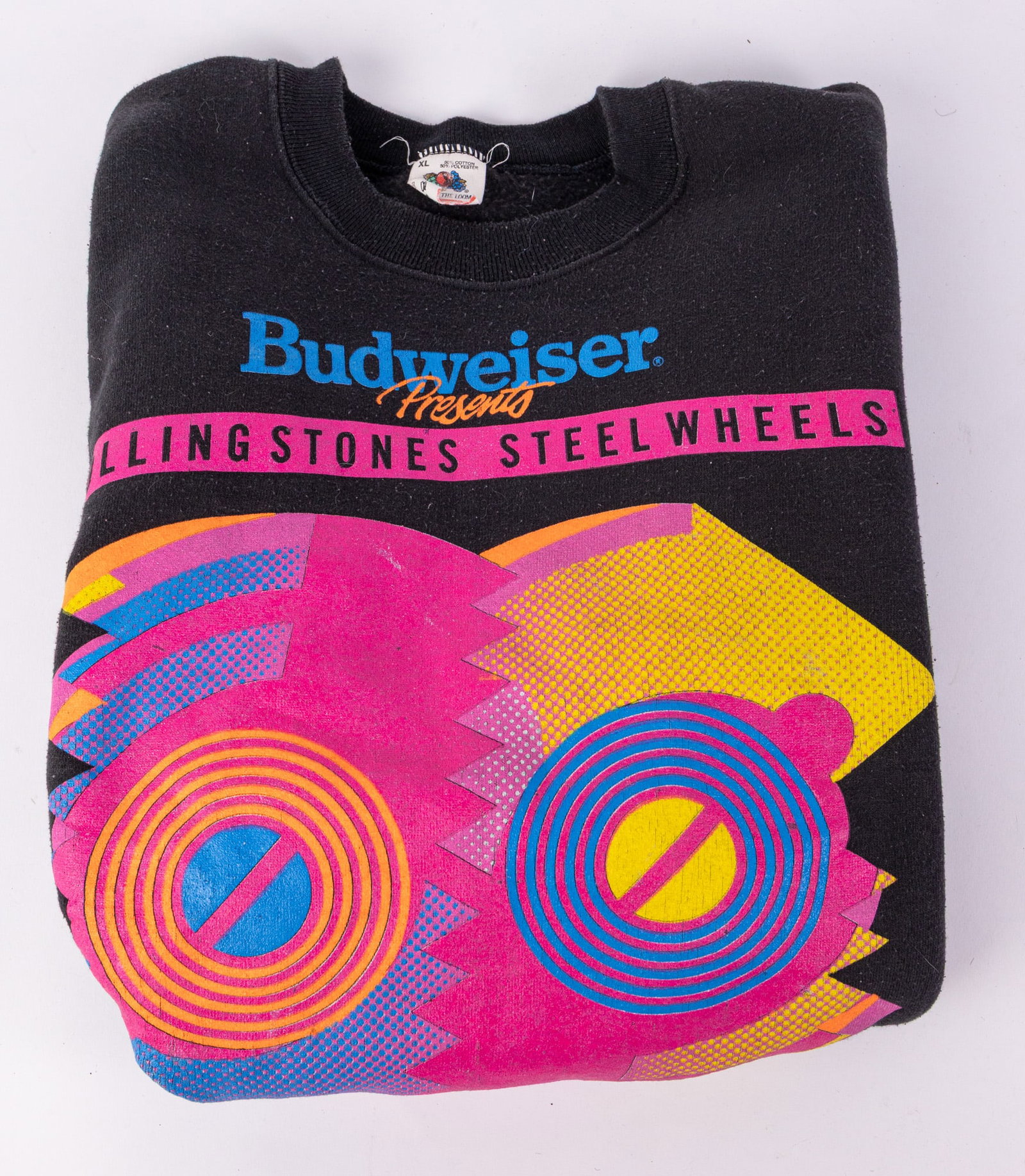 Budweiser Presents Rolling Stones Steel Wheels 1989 Tour Crewneck Sweatshirt: Budweiser Presents Rolling Stones Steel Wheels 1989 Tour Crewneck Sweatshirt, vintage fruit of the loom size XL, clean with very minimal wear to the graphic!Sizesize XLLiteratureBrooks Auction