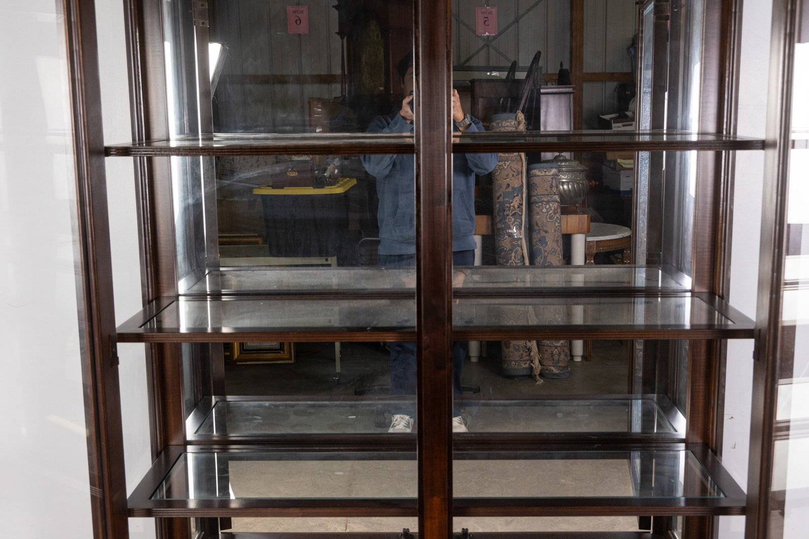 Nautica Lexington China Mirrored Display Cabinet - 7