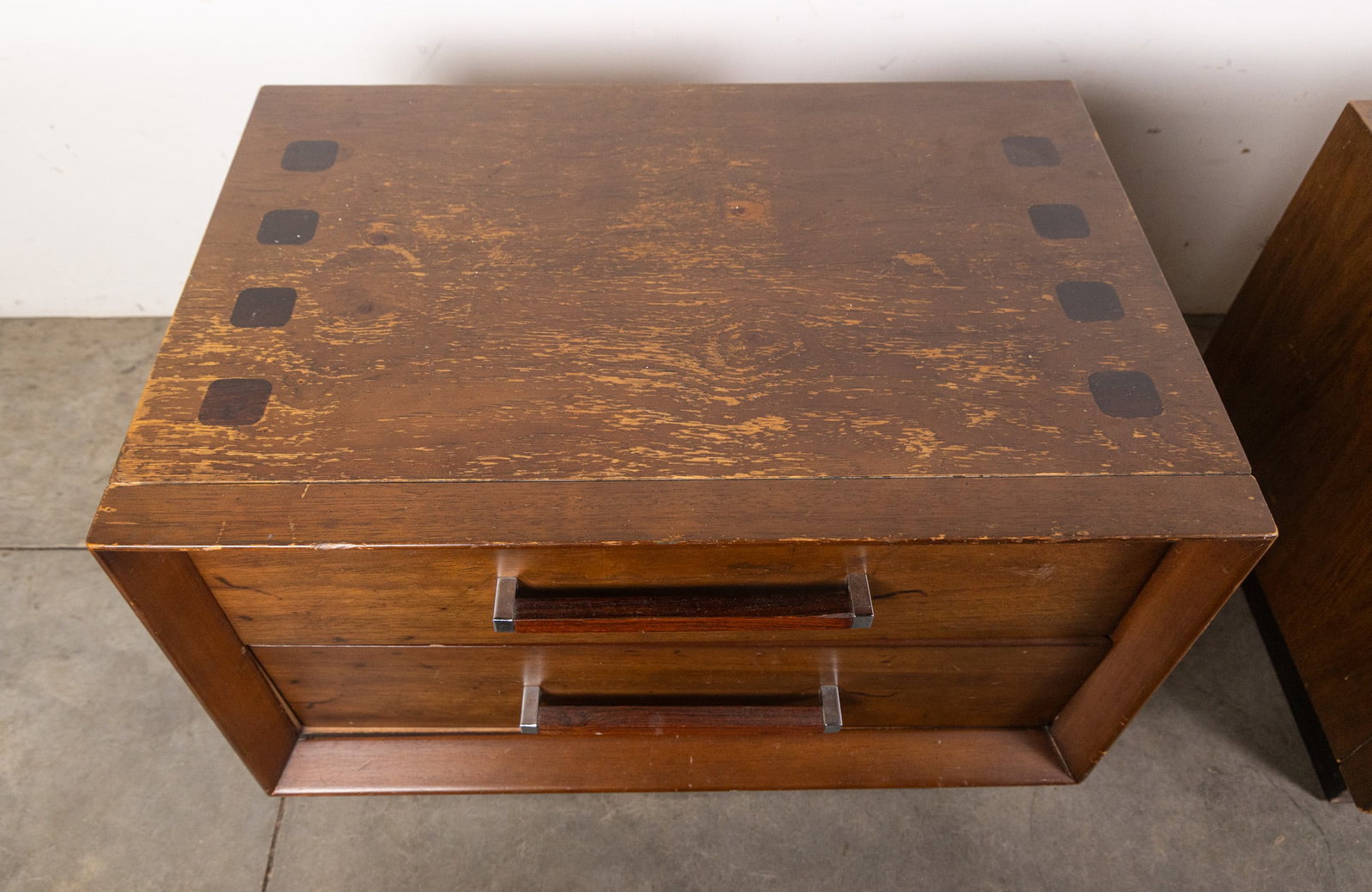 Pair of Lane Mid Century Modern Nightstands - 5