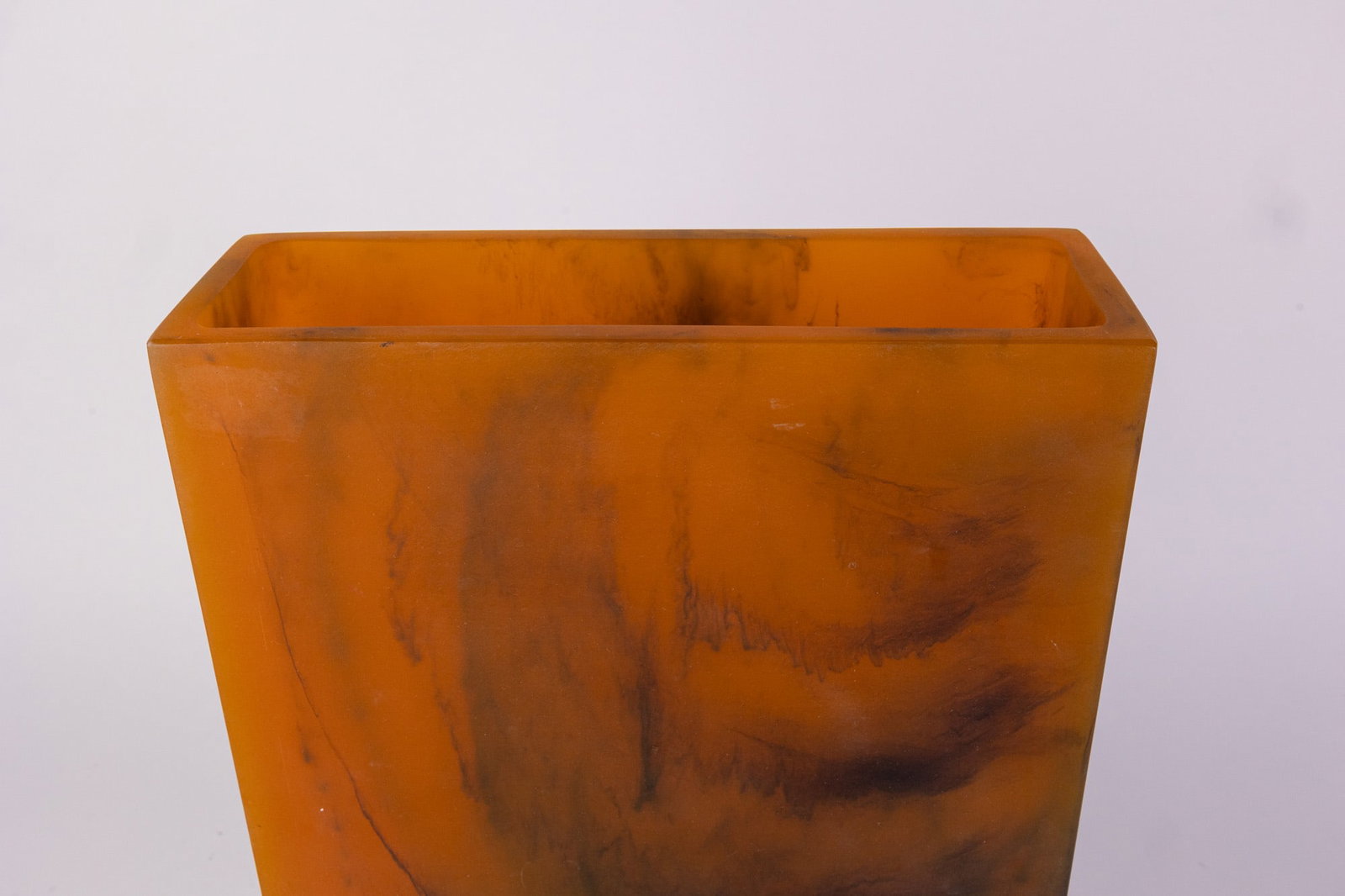 Large Amber Marbled Resin Centerpiece Vase - 3