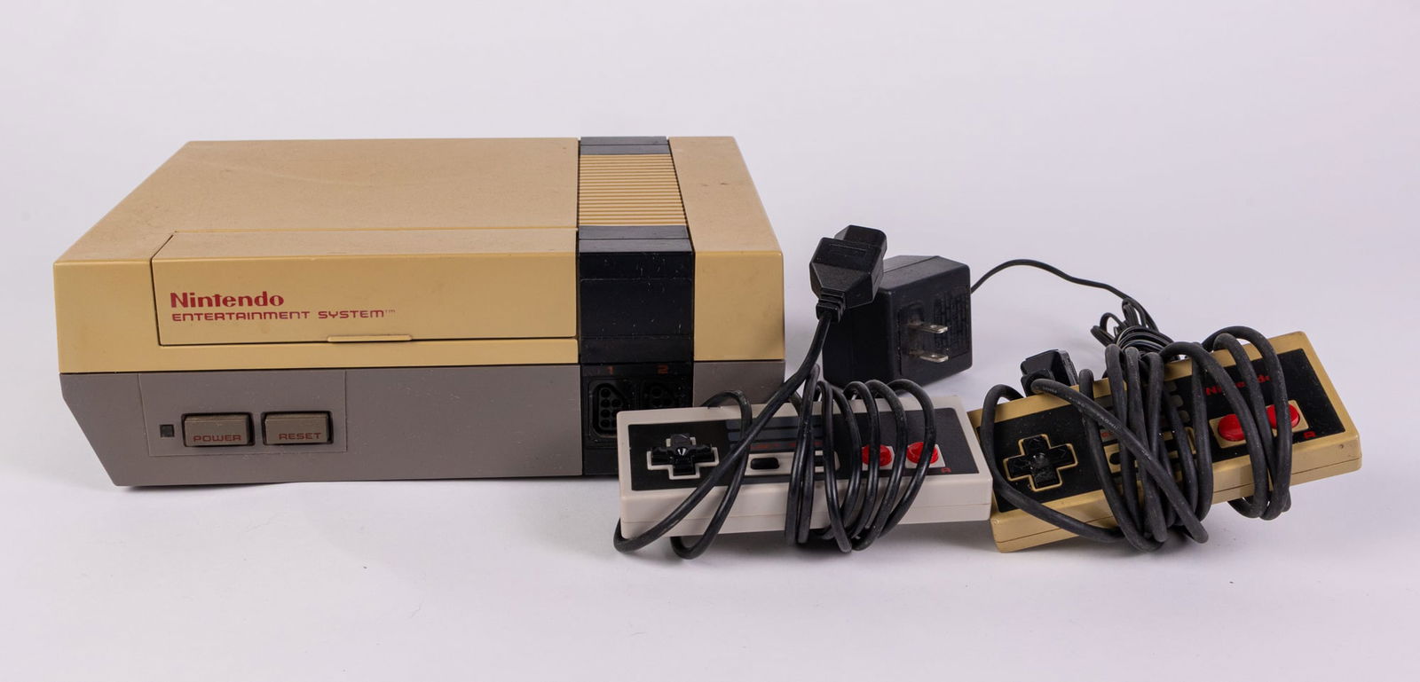 Nintendo NES System w/ Accessories (1 of 7)