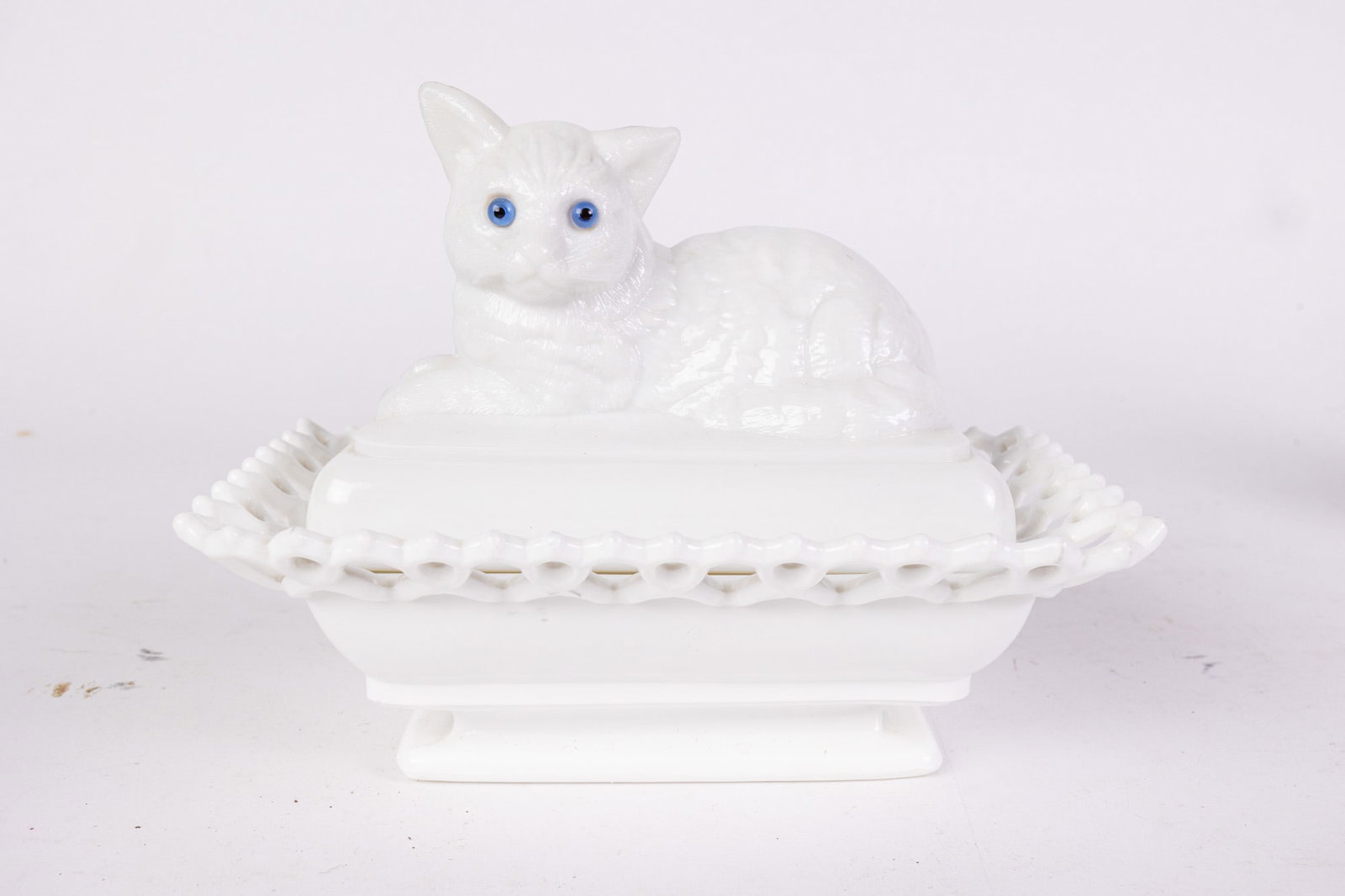 Vintage Milk Glass Cat Form Covered Dish: Vintage Milk Glass Cat Form Covered Dish Size 6" x 8" x 5" Literature Brooks Auction – Online Auction Terms & Conditions ——————————