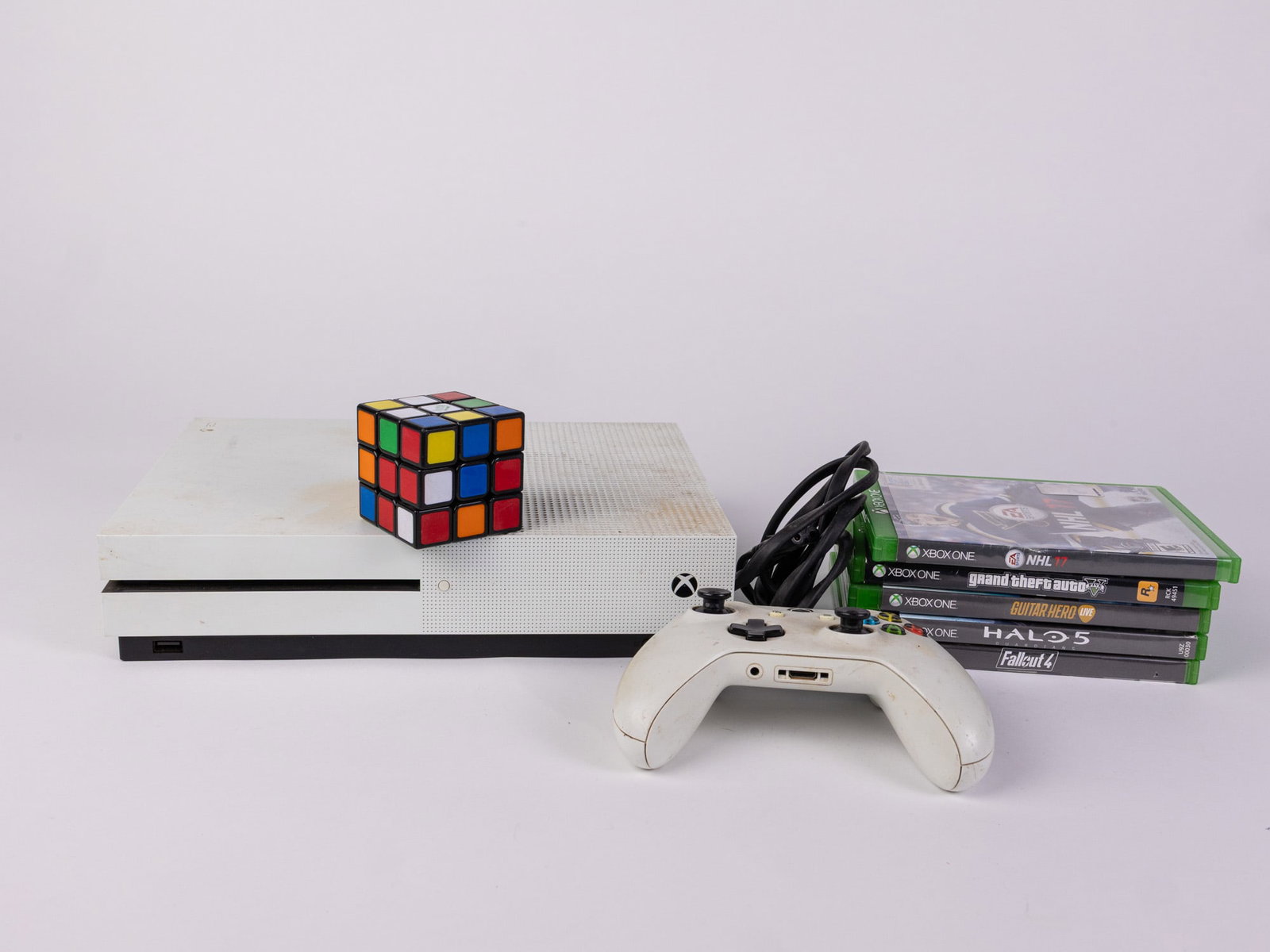 XBOX One S Console w/ Controller & Games - 2