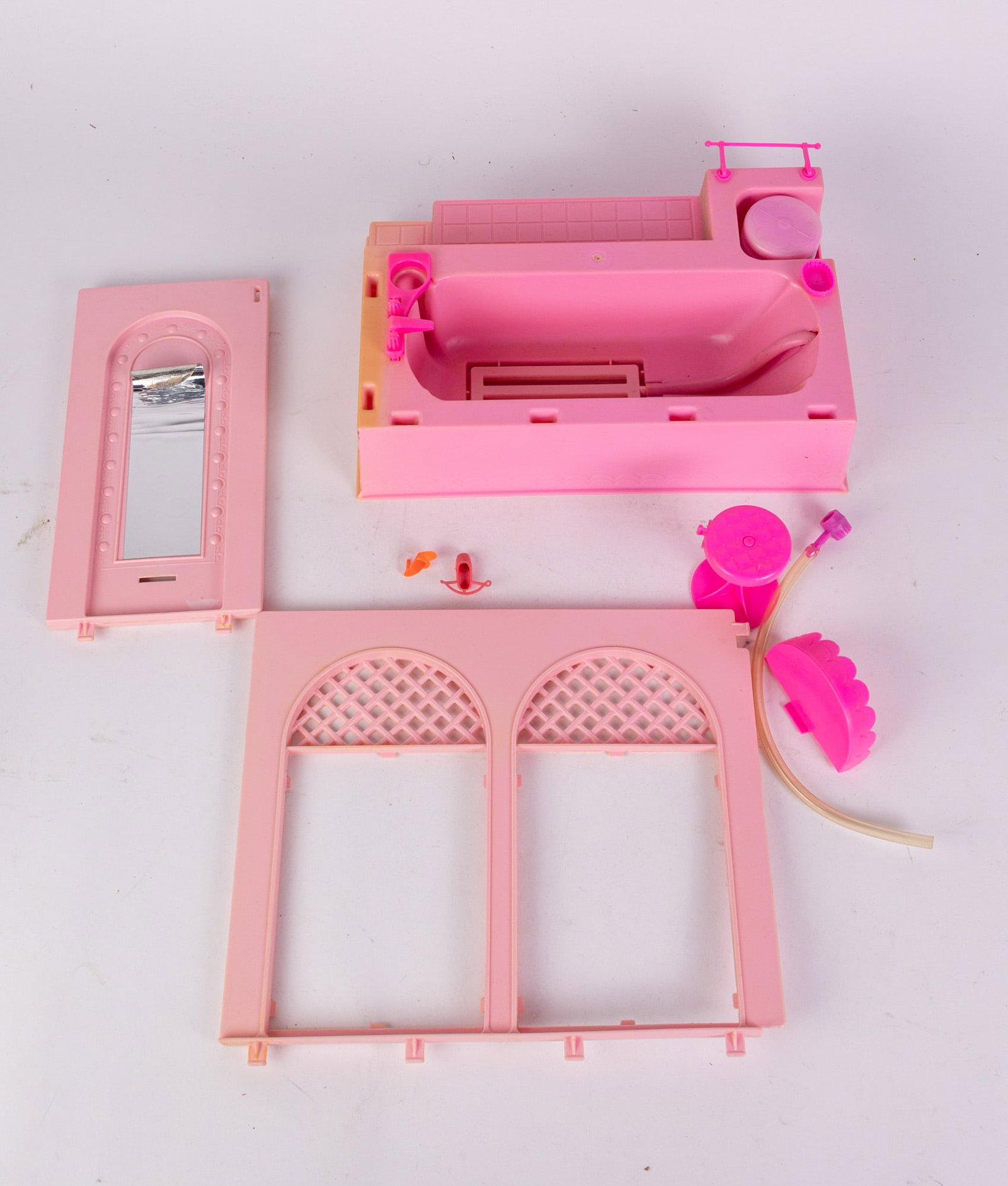 Vintage Barbie Bubble Bath & Dream Store Makeup Department IOB - 6