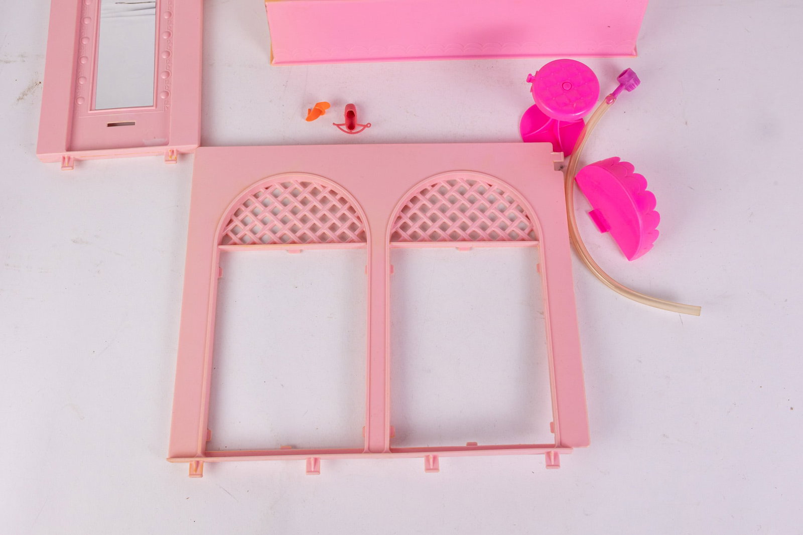 Vintage Barbie Bubble Bath & Dream Store Makeup Department IOB - 8