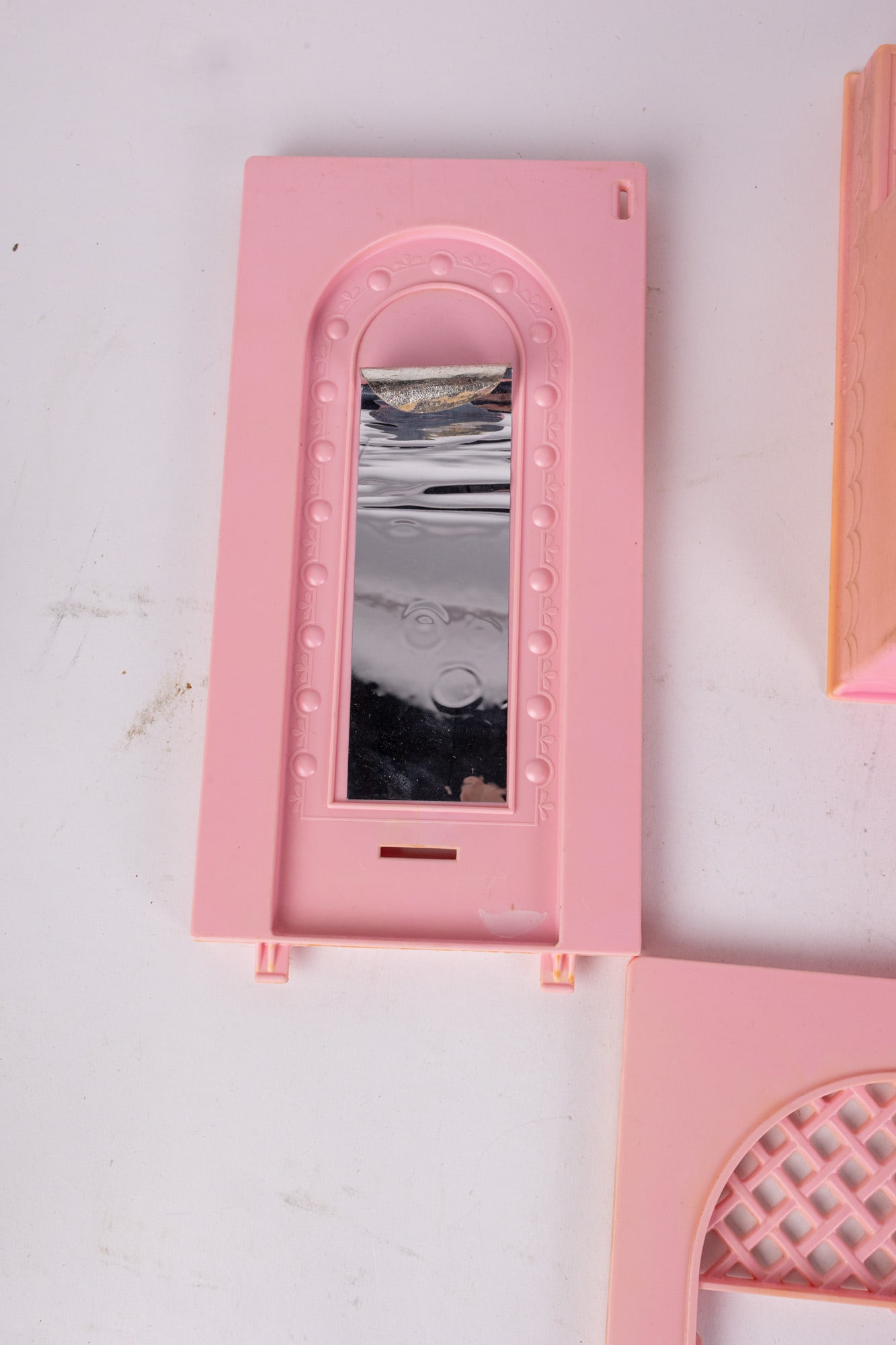 Vintage Barbie Bubble Bath & Dream Store Makeup Department IOB - 9