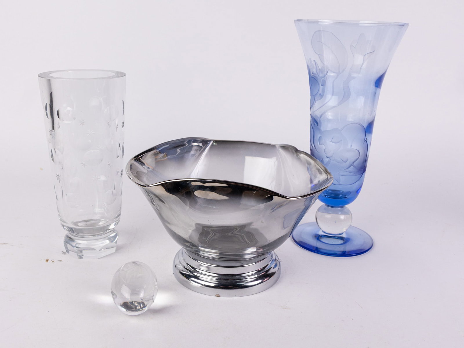 Vintage Decorative Glassware: Vintage Decorative Glassware Size 7" x 12" x 12" Literature Brooks Auction – Online Auction Terms & Conditions ————————————