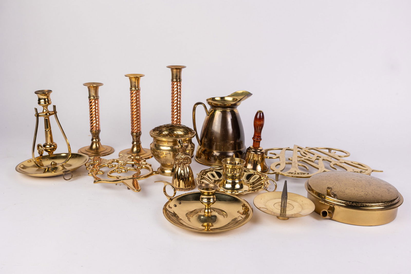 Lot of Vintage Brass Decor (1 of 6)