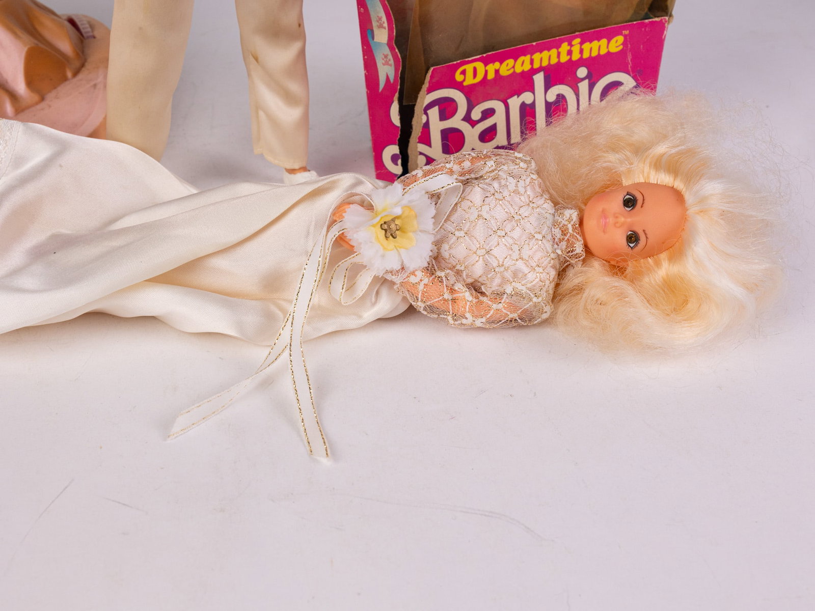 Vintage Barbie & Doll Grouping ft Dreamtime Barbie IOB - 3