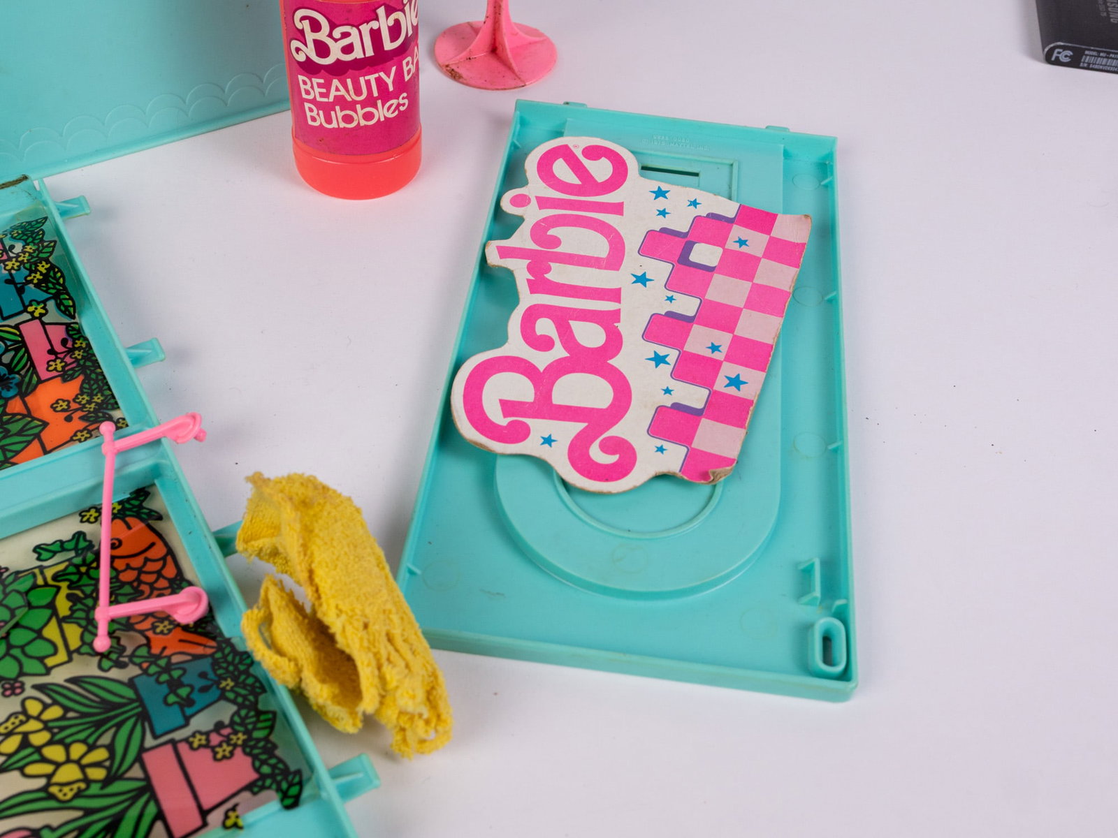 Vintage Barbie Beauty Bath Set 9223 IOB - 6