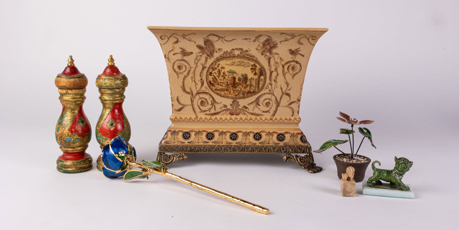 Vintage Decor Assortment Lot: Vintage Decor Assortment Lot Size 7" x 12" x 12" Literature Brooks Auction – Online Auction Terms & Conditions ————————————