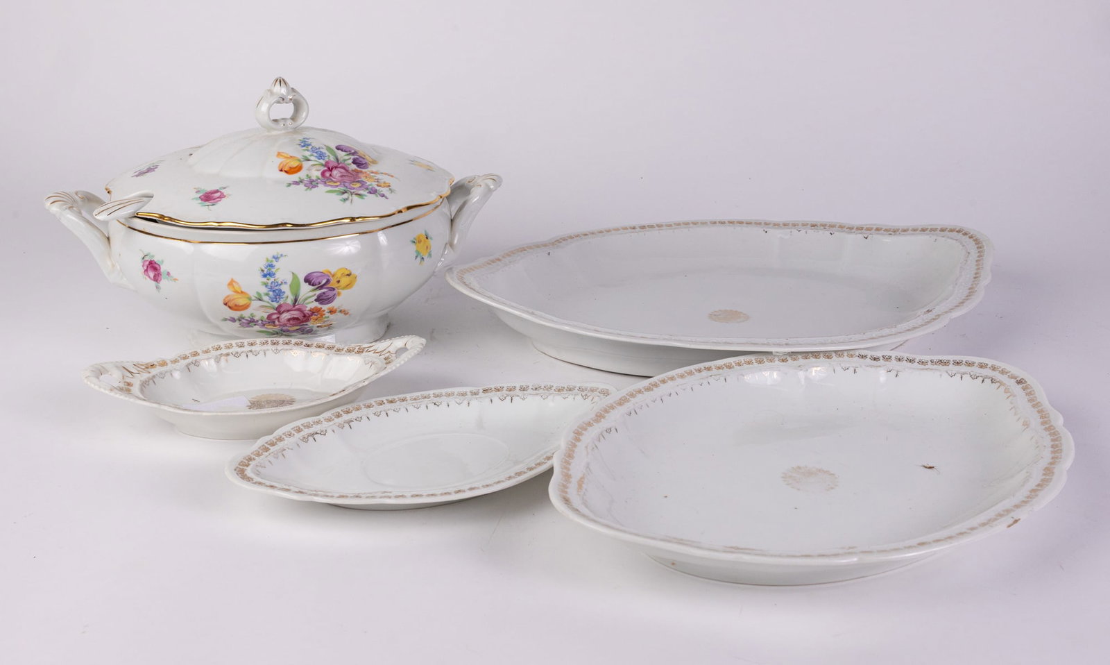 Vintage Porcelain Servingware: Vintage Porcelain ServingwareSize6" HLiteratureBrooks Auction – Online Auction Terms & Conditions