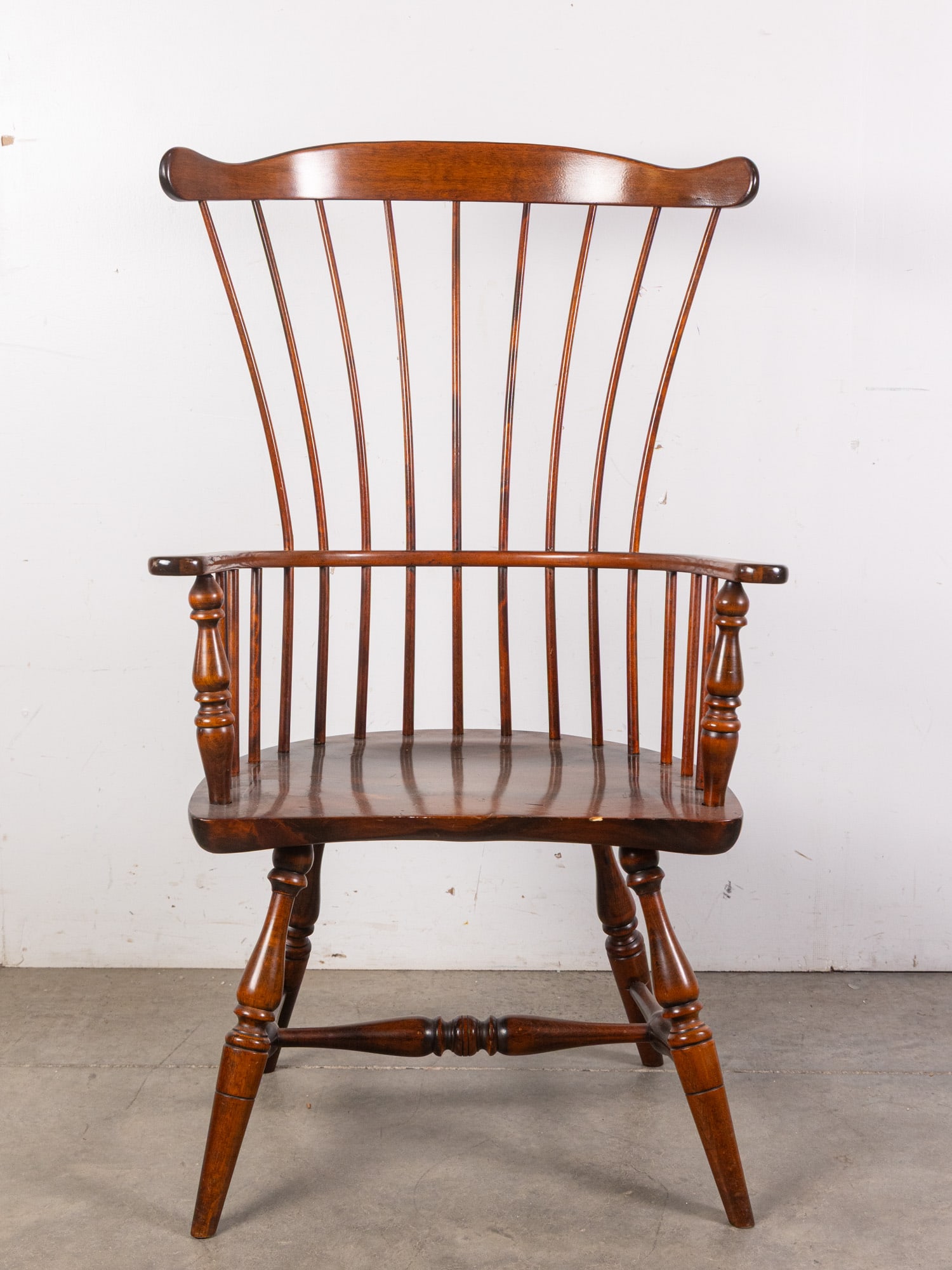 Vintage Windsor Chair: Vintage Windsor Chair Size 45" x 27" x 18" Literature Brooks Auction – Online Auction Terms & Conditions ————————————̵
