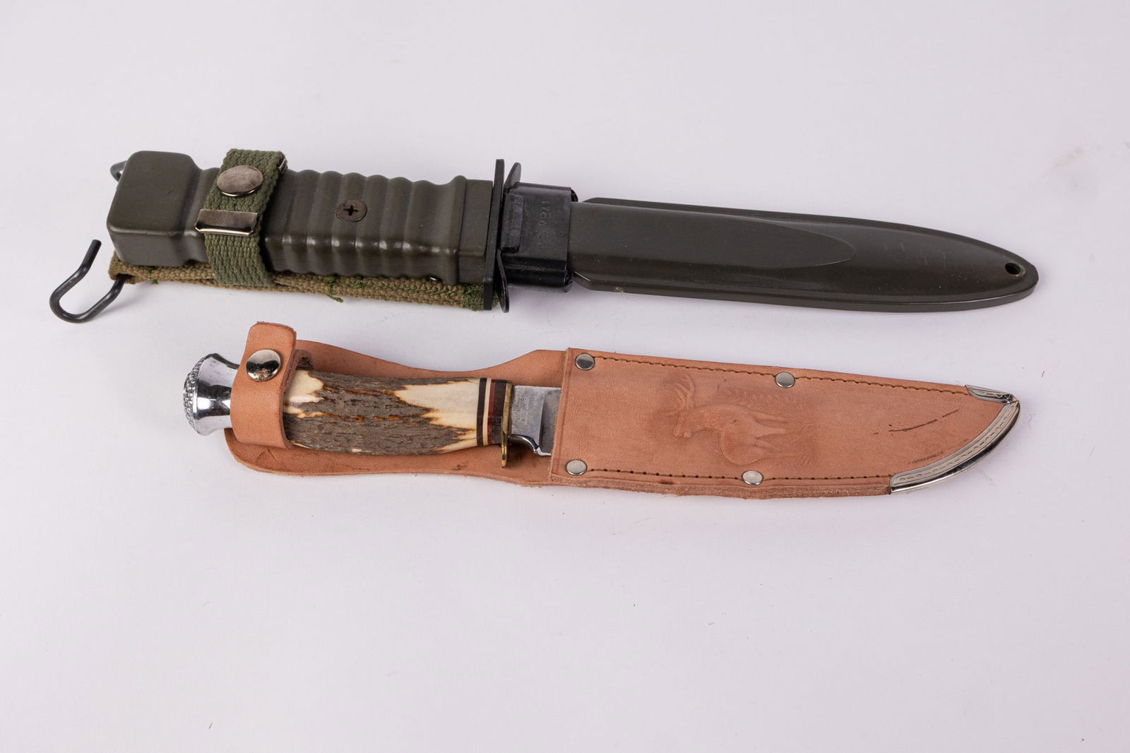 US M8A1 Bayonet & Stag Handle Knife: US M8A1 Bayonet & Stag Handle Knife Size 12" L Literature Brooks Auction – Online Auction Terms & Conditions ————————————&