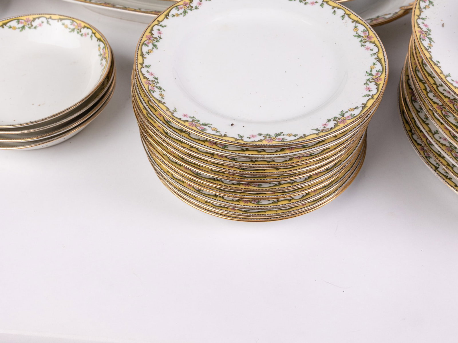 Vignaud Limoges France Porcelain Dish Set - 7